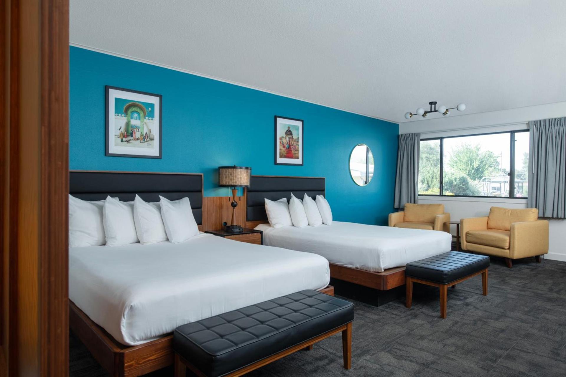 Sapphire Motel Midtown Bozeman photo 61
