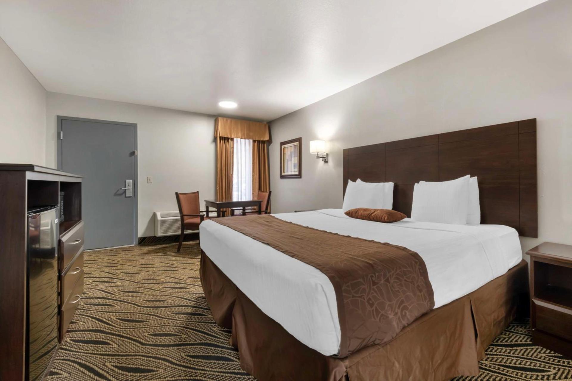 Best Western Red Carpet Inn photo 37