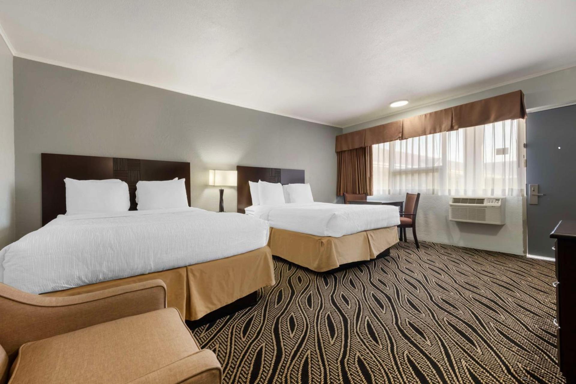 Best Western Red Carpet Inn photo 17
