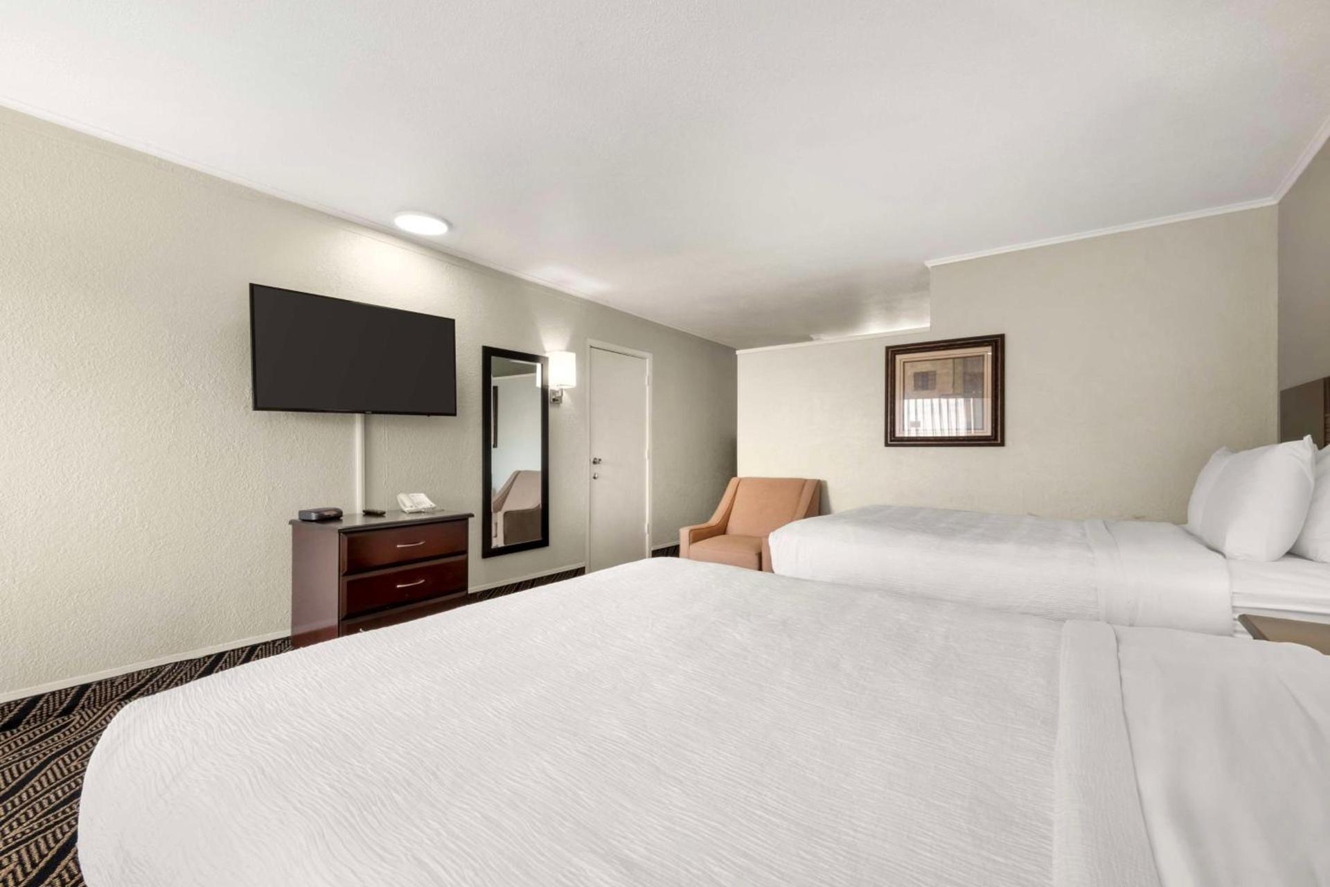 Best Western Red Carpet Inn photo 35
