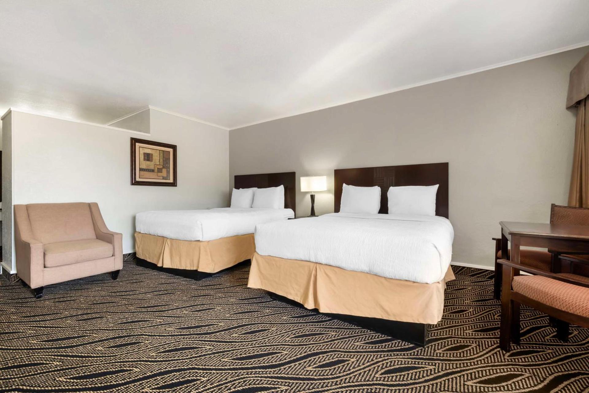 Best Western Red Carpet Inn photo 38
