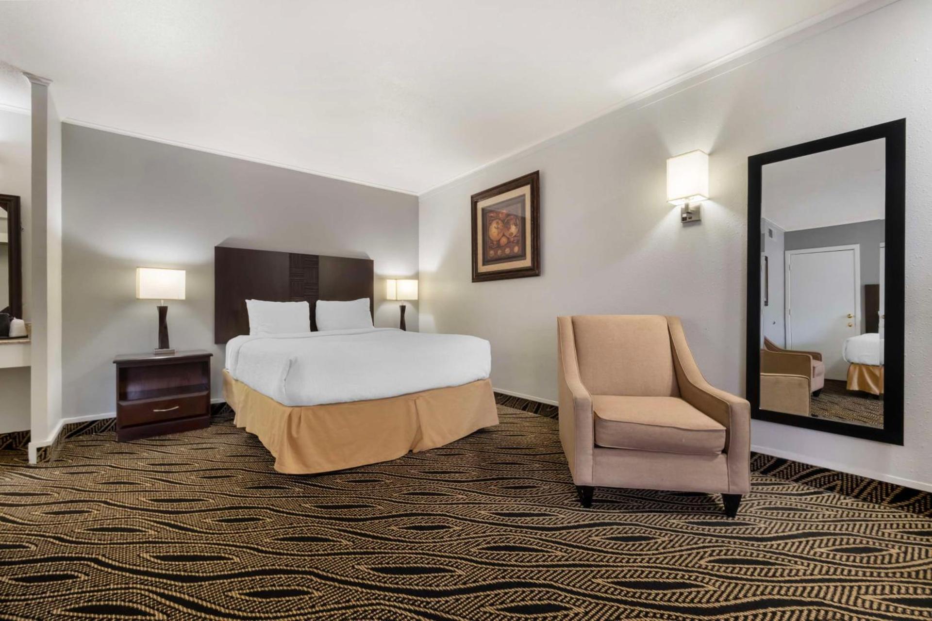 Best Western Red Carpet Inn photo 36