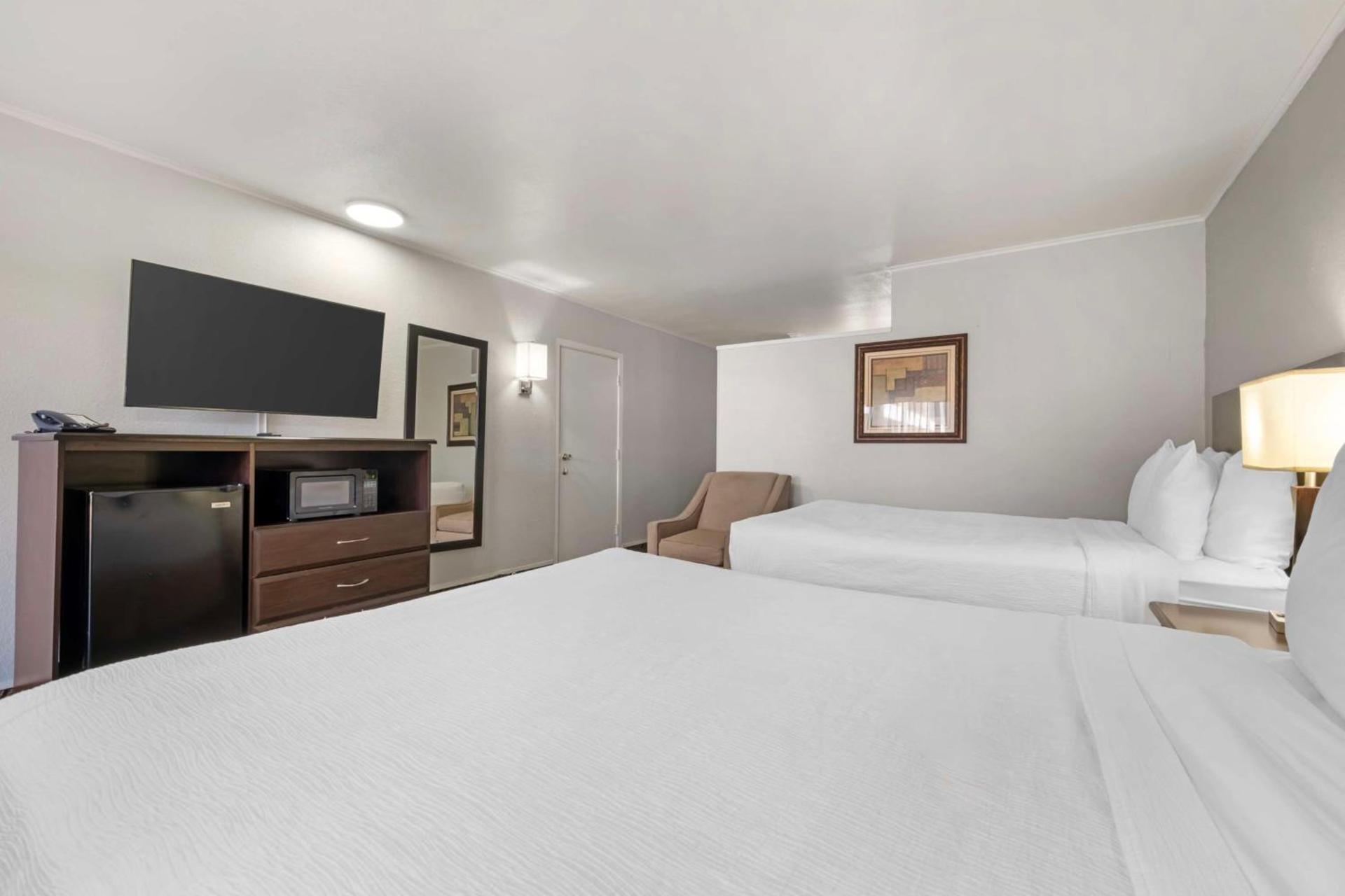 Best Western Red Carpet Inn photo 46
