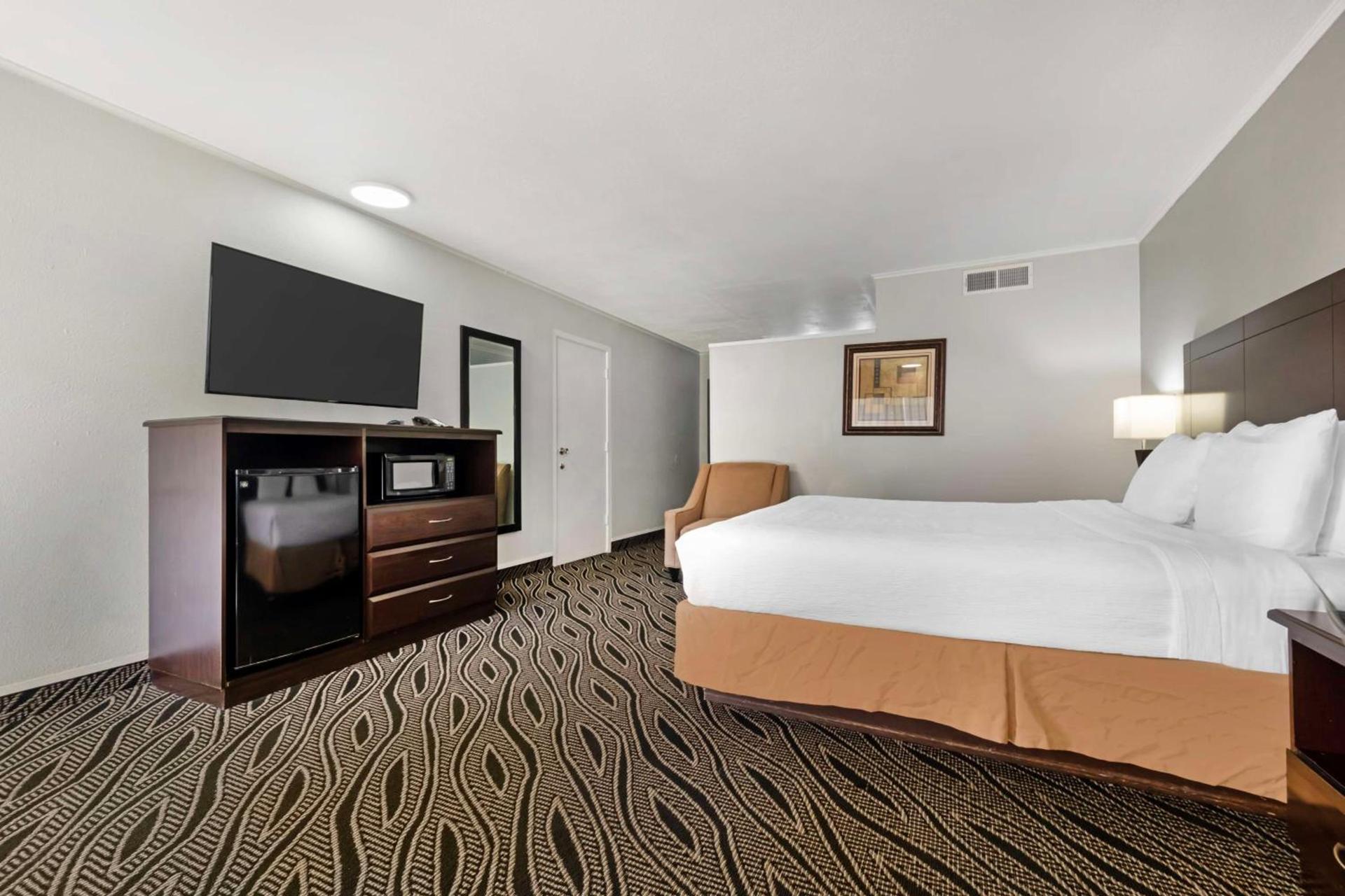Best Western Red Carpet Inn photo 20