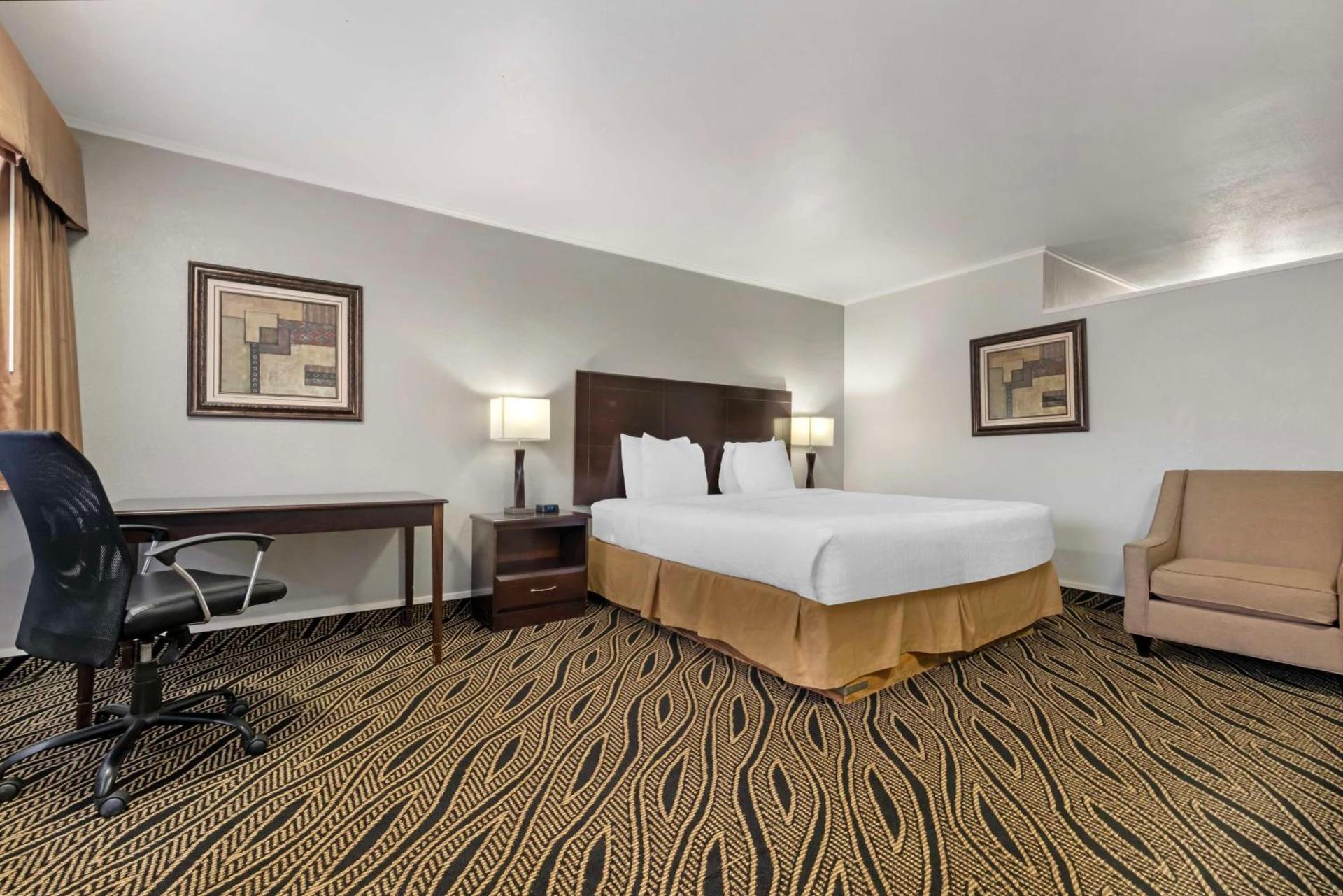 Best Western Red Carpet Inn photo 47