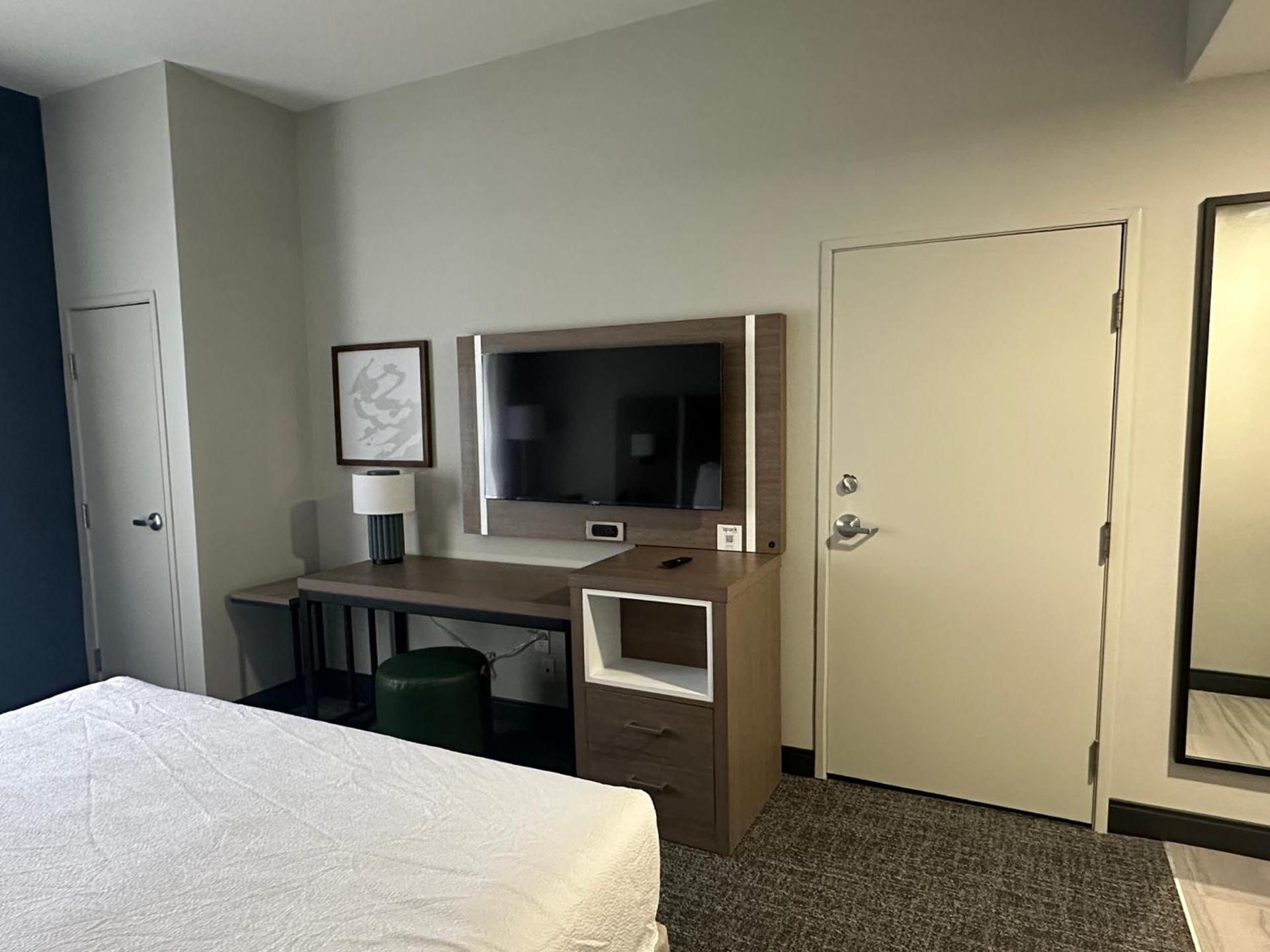 Spark by Hilton Catoosa Tulsa photo 9