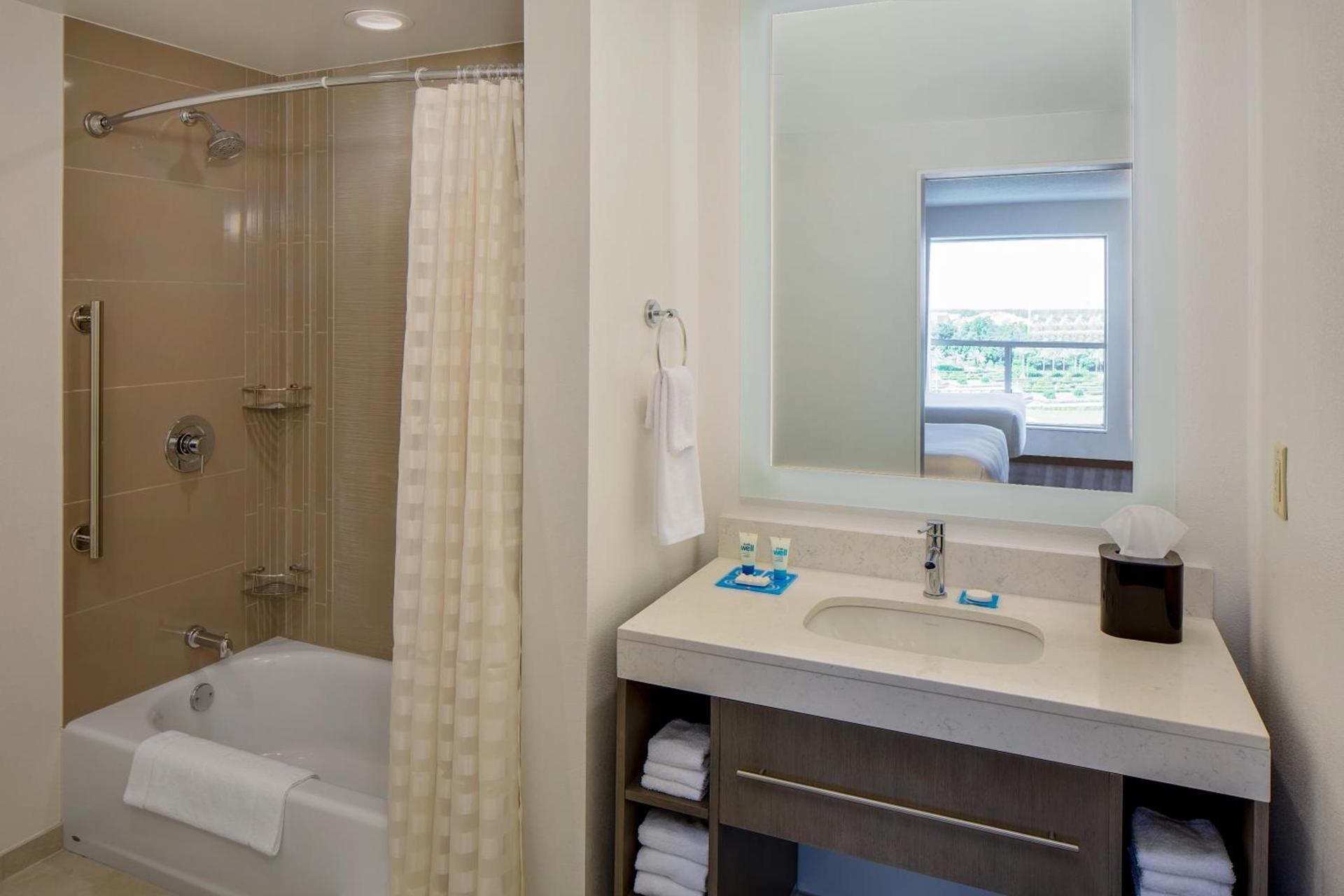 Hyatt House across from Universal Orlando Resort photo 49