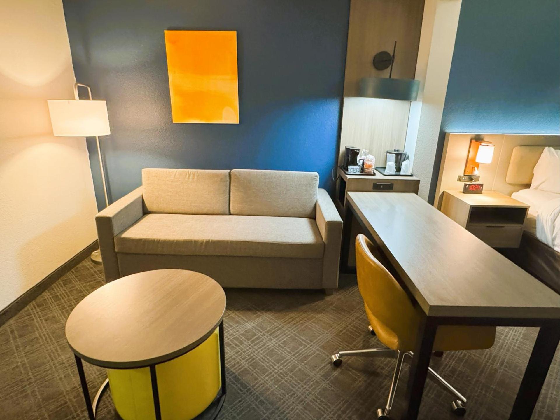 Comfort Inn & Suites Sheboygan I-43 photo 16