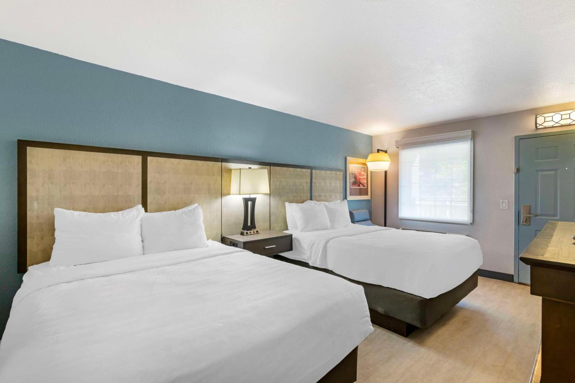 Best Western Plus St. Simons photo 3