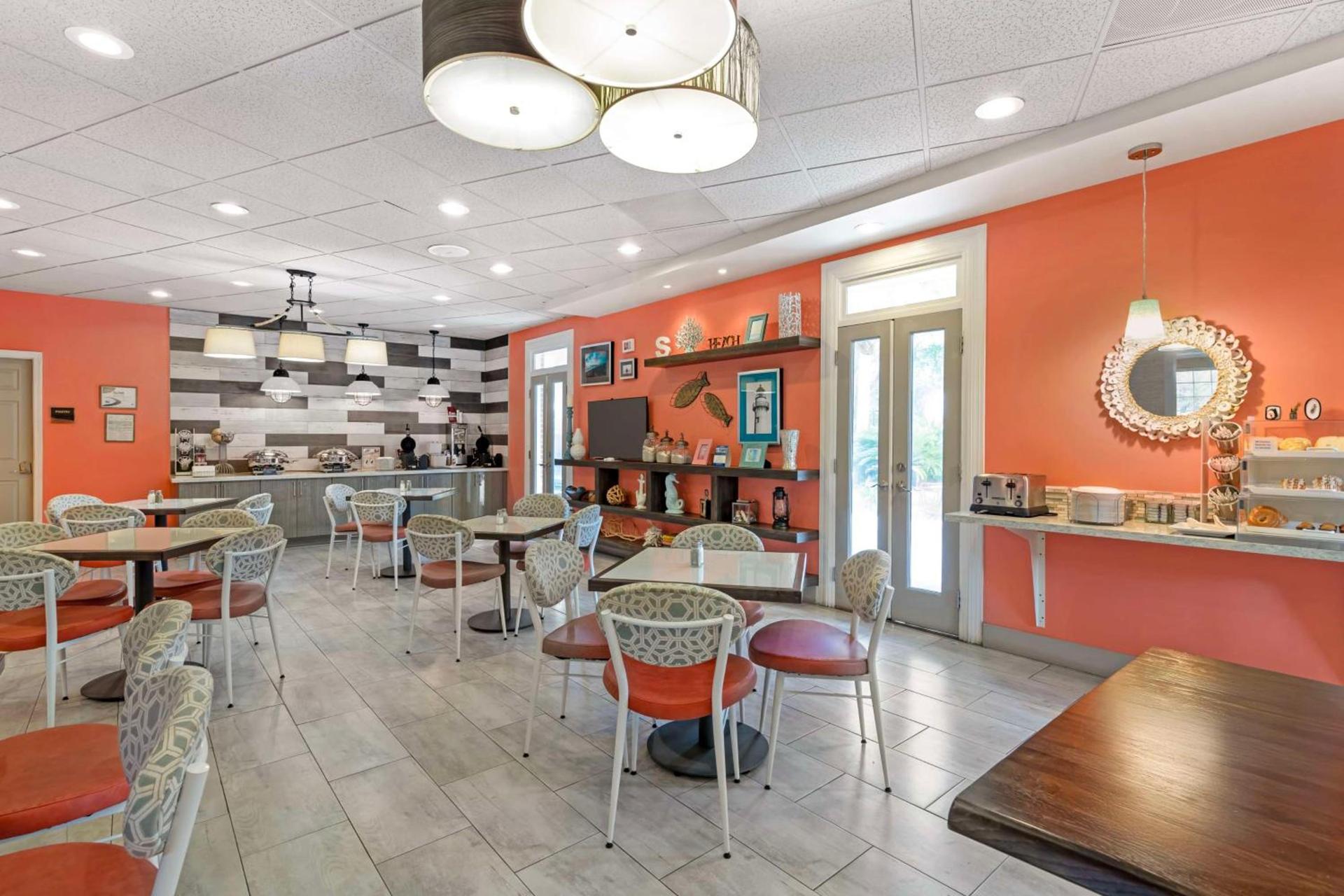 Best Western Plus St. Simons photo 10