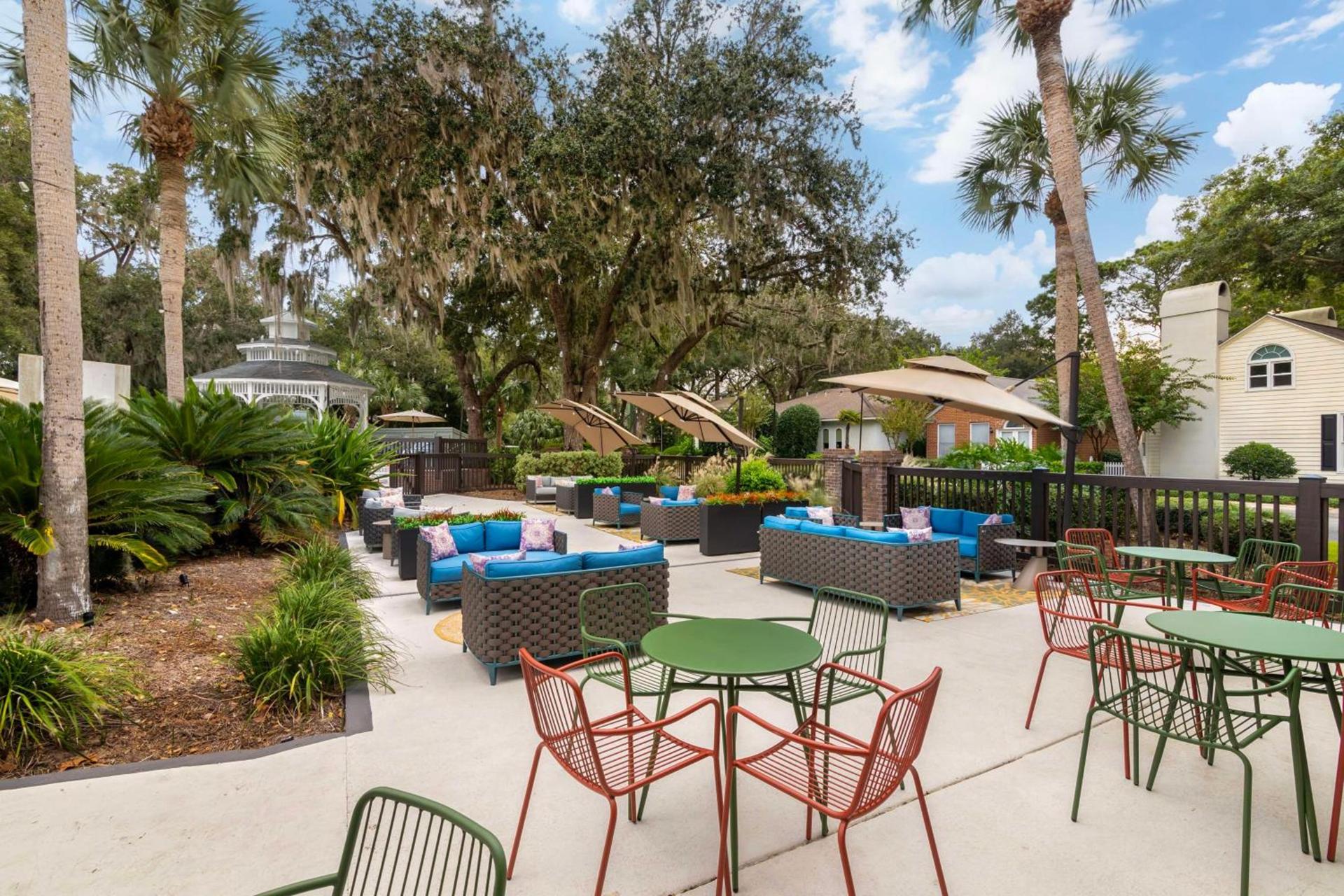 Best Western Plus St. Simons photo 11