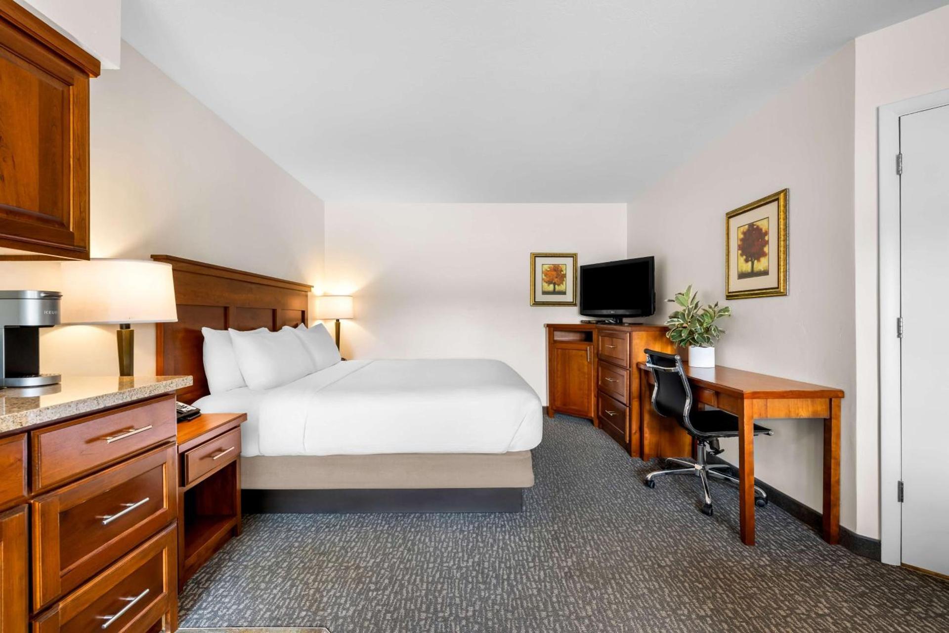 Best Western Driftwood Inn photo 18