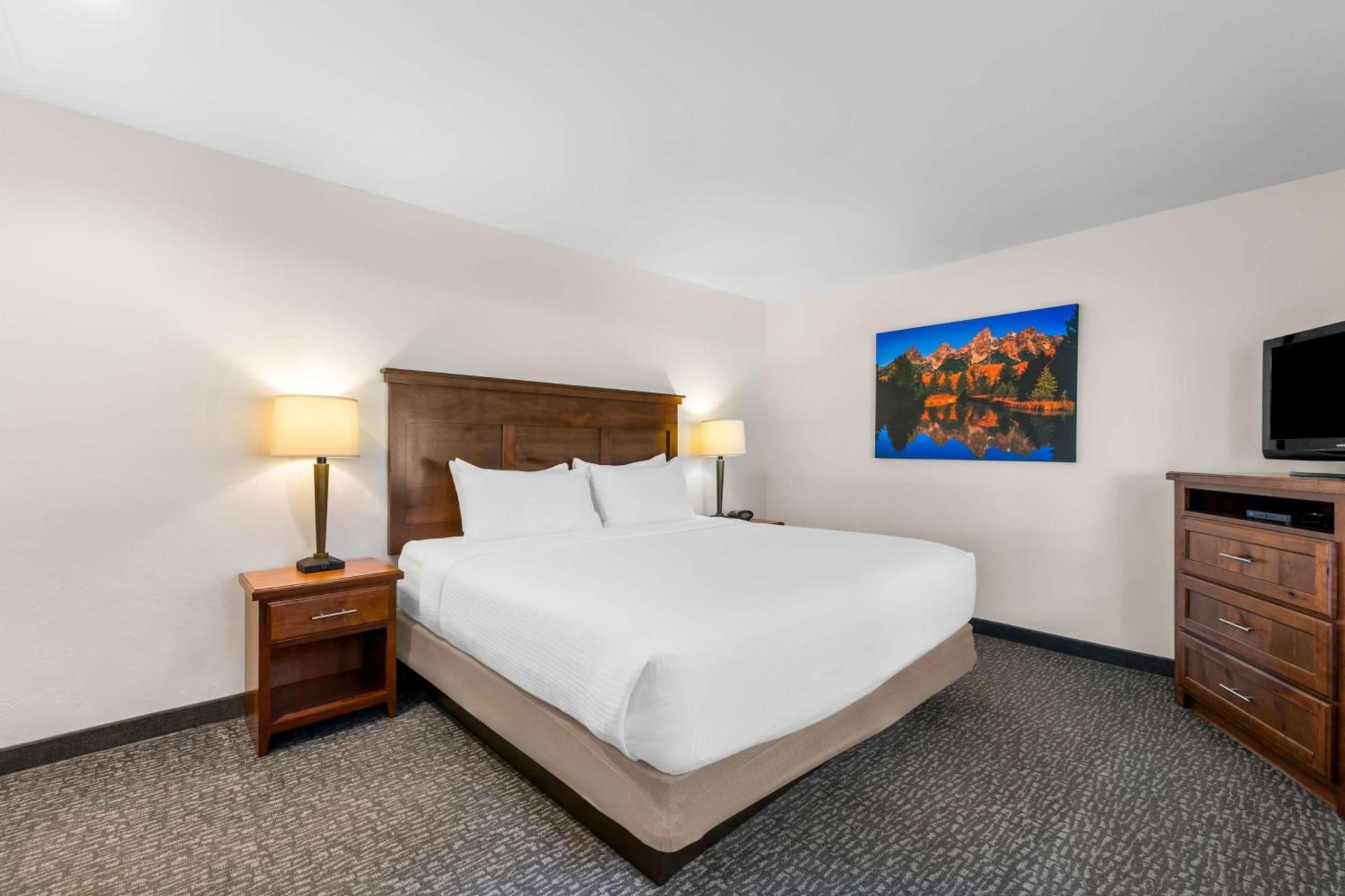 Best Western Driftwood Inn photo 26