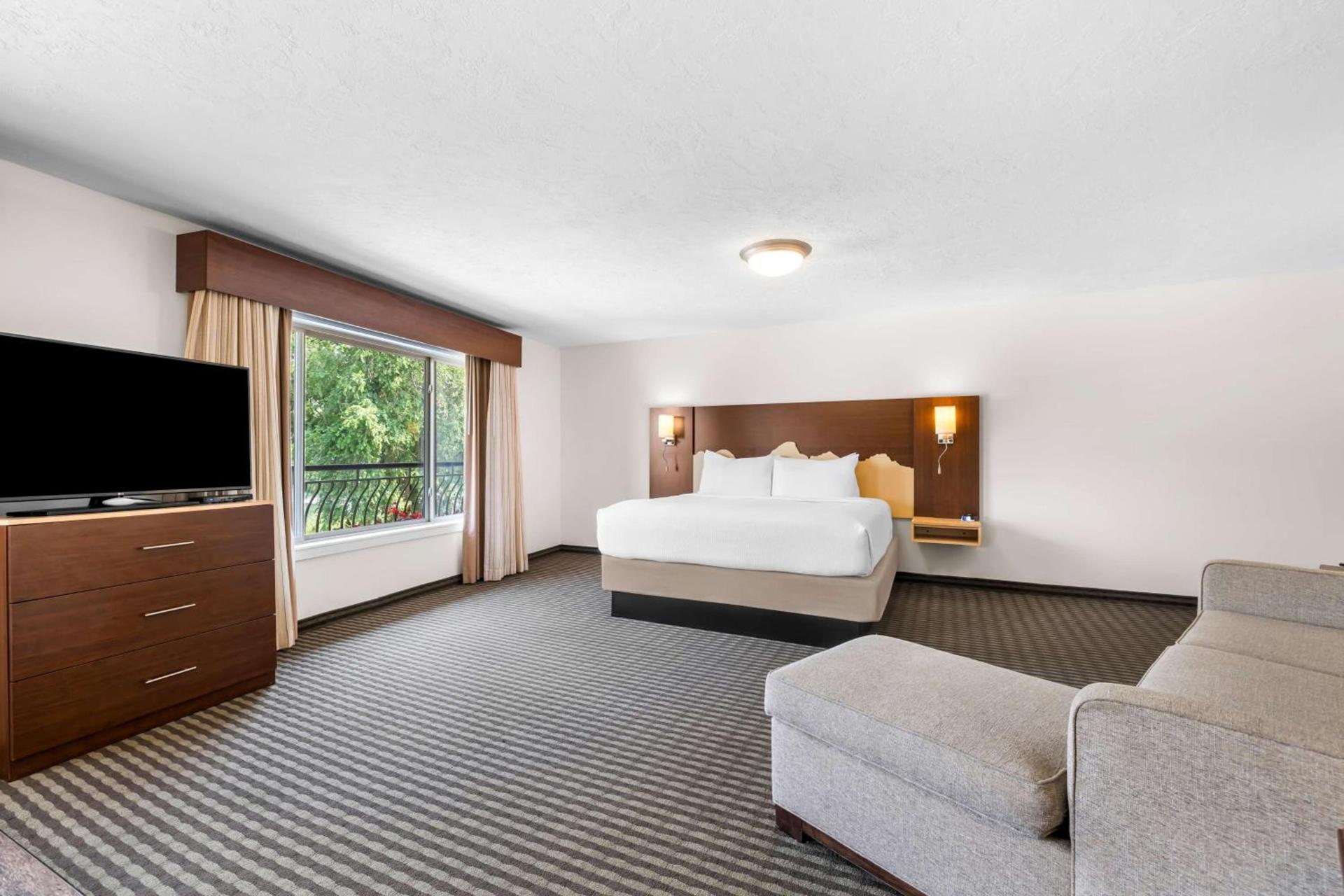 Best Western Driftwood Inn photo 29