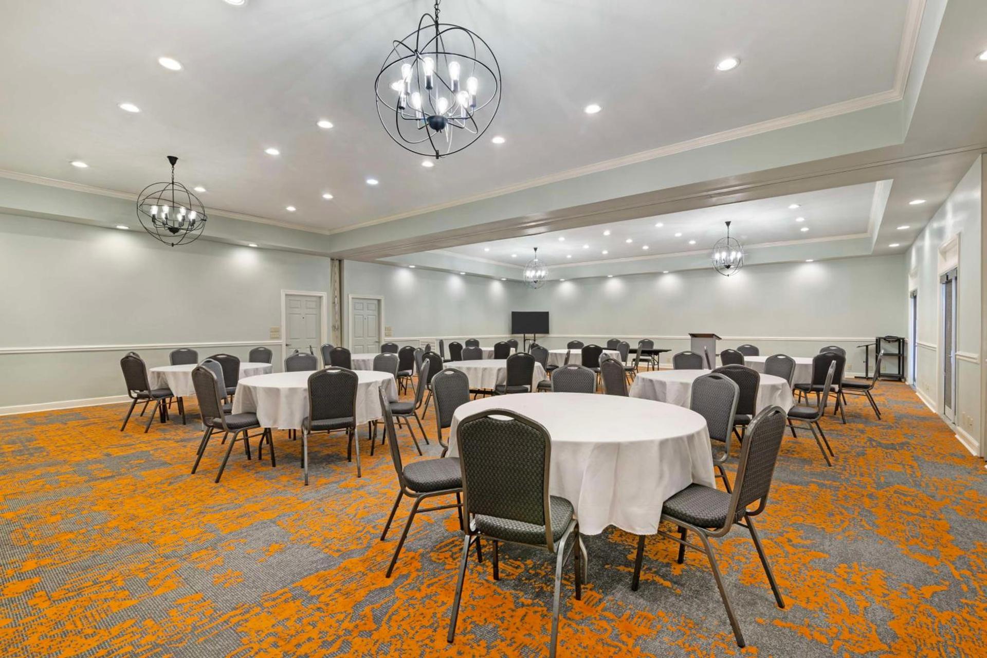 Best Western Plus St. Simons photo 36