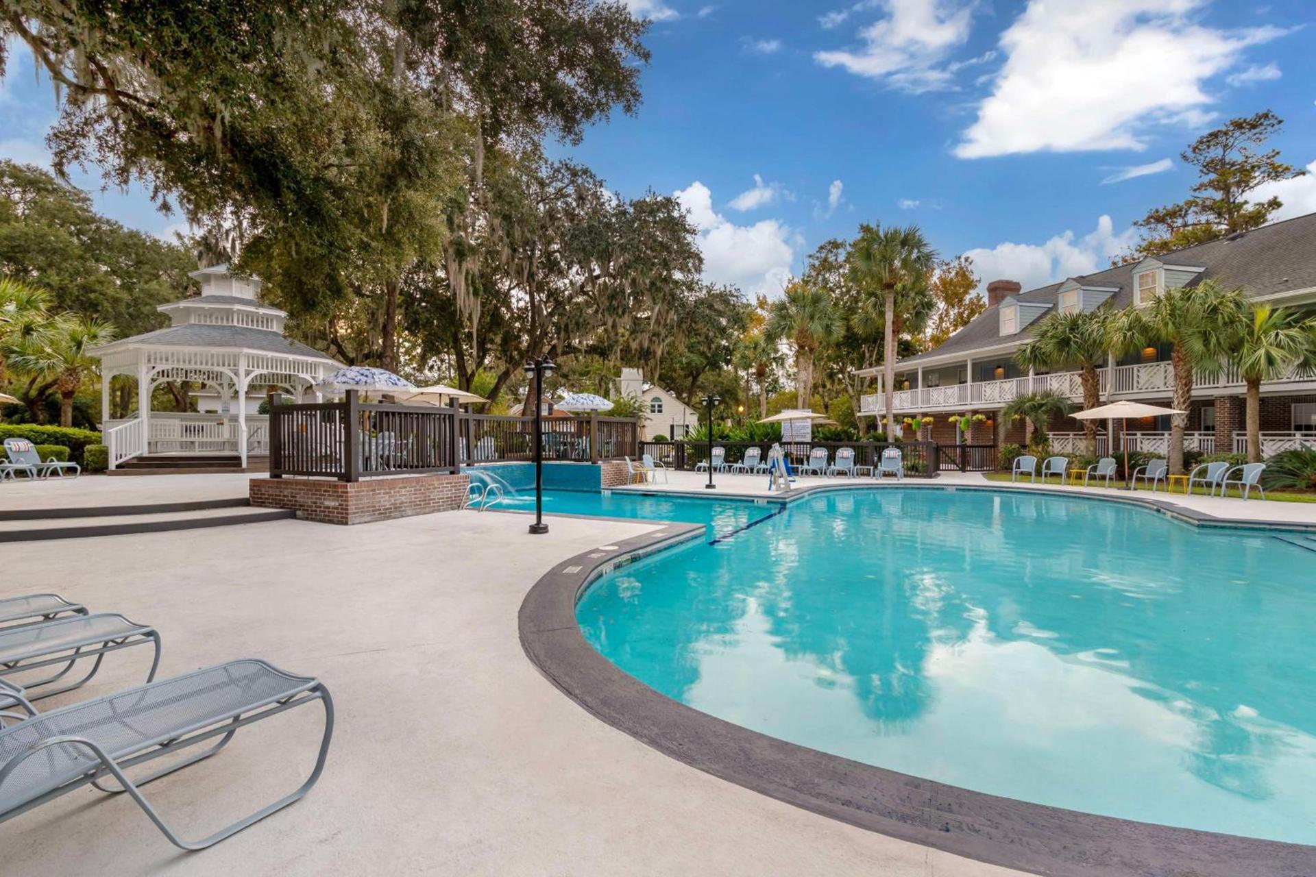 Best Western Plus St. Simons photo 37