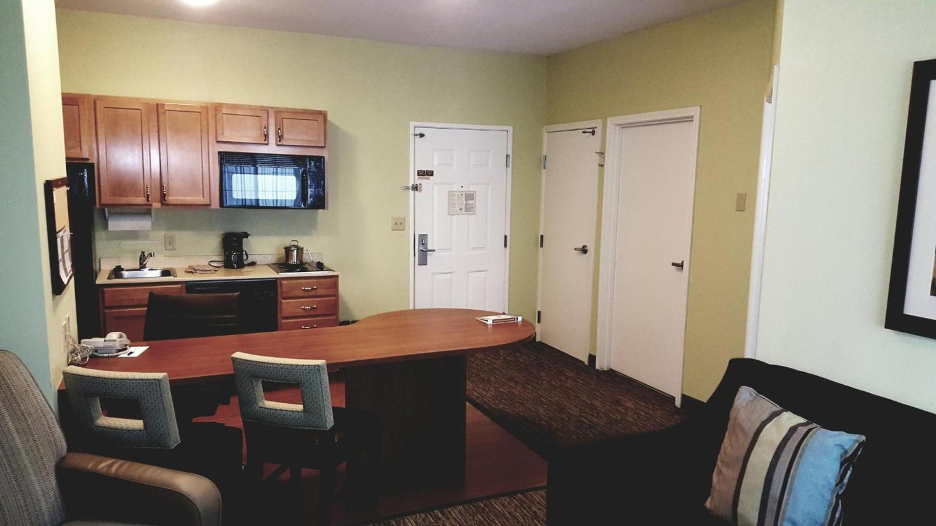 Candlewood Suites Oklahoma City-Moore by IHG photo 24