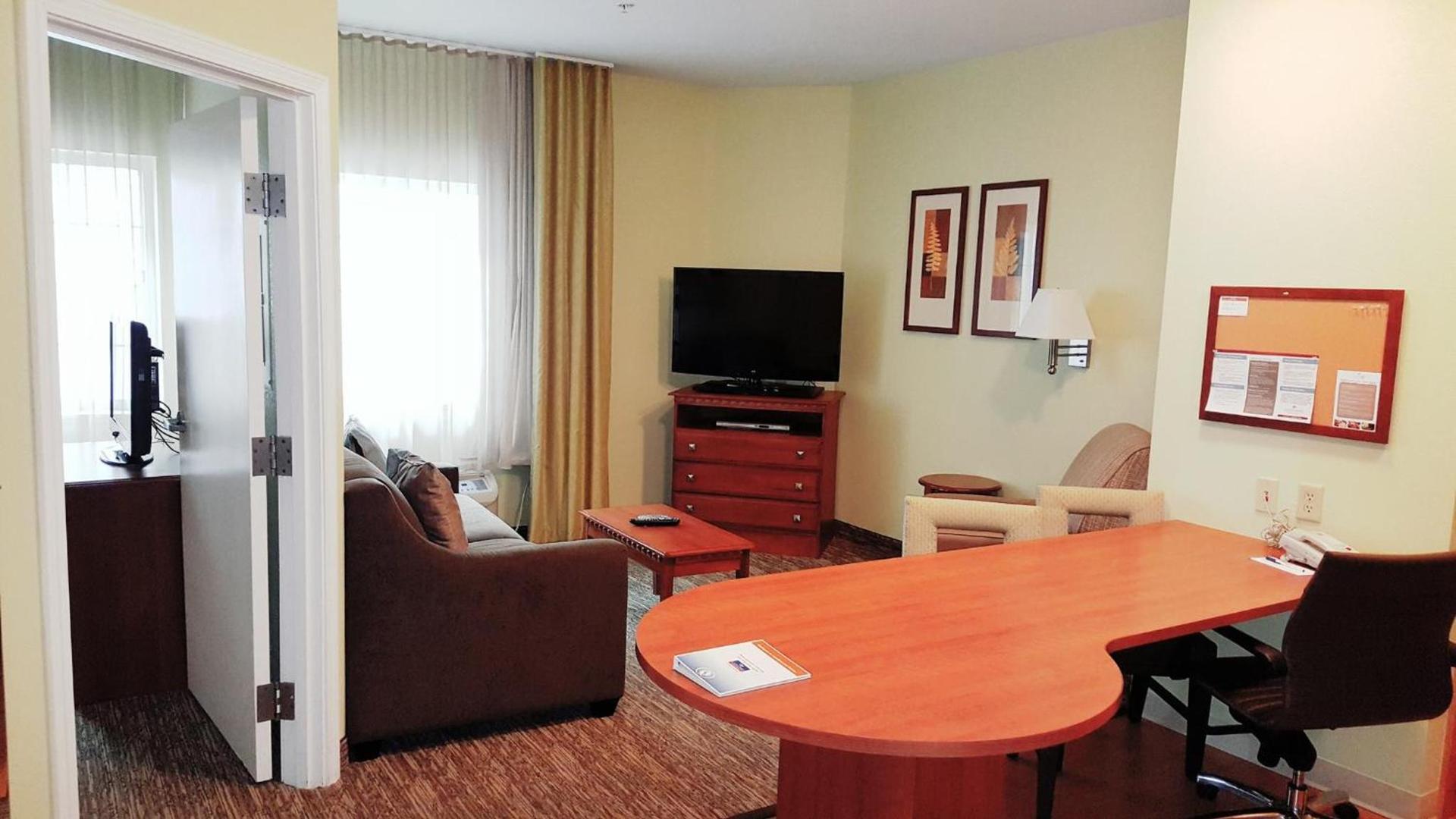 Candlewood Suites Oklahoma City-Moore by IHG photo 26