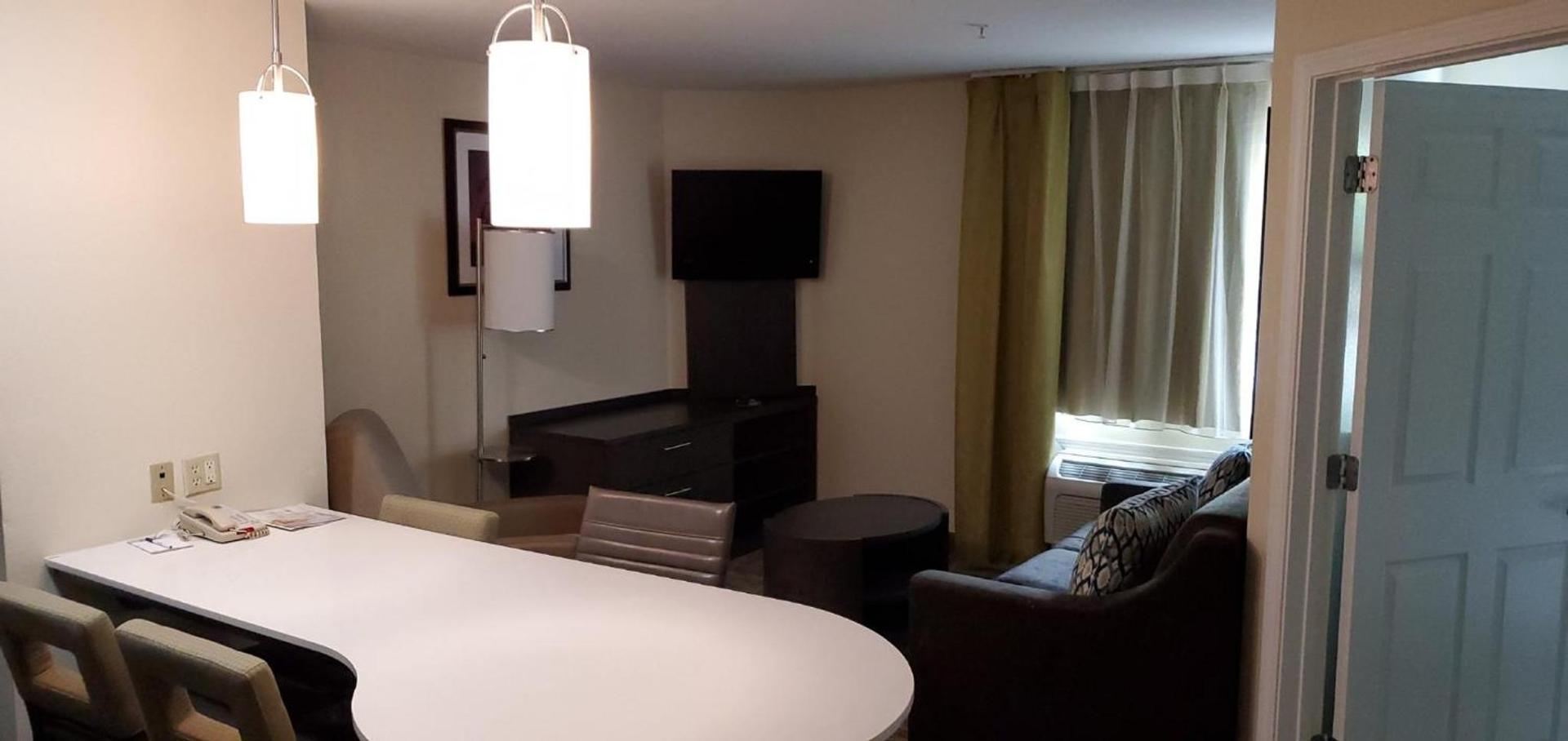Candlewood Suites Houston Medical Center by IHG photo 35