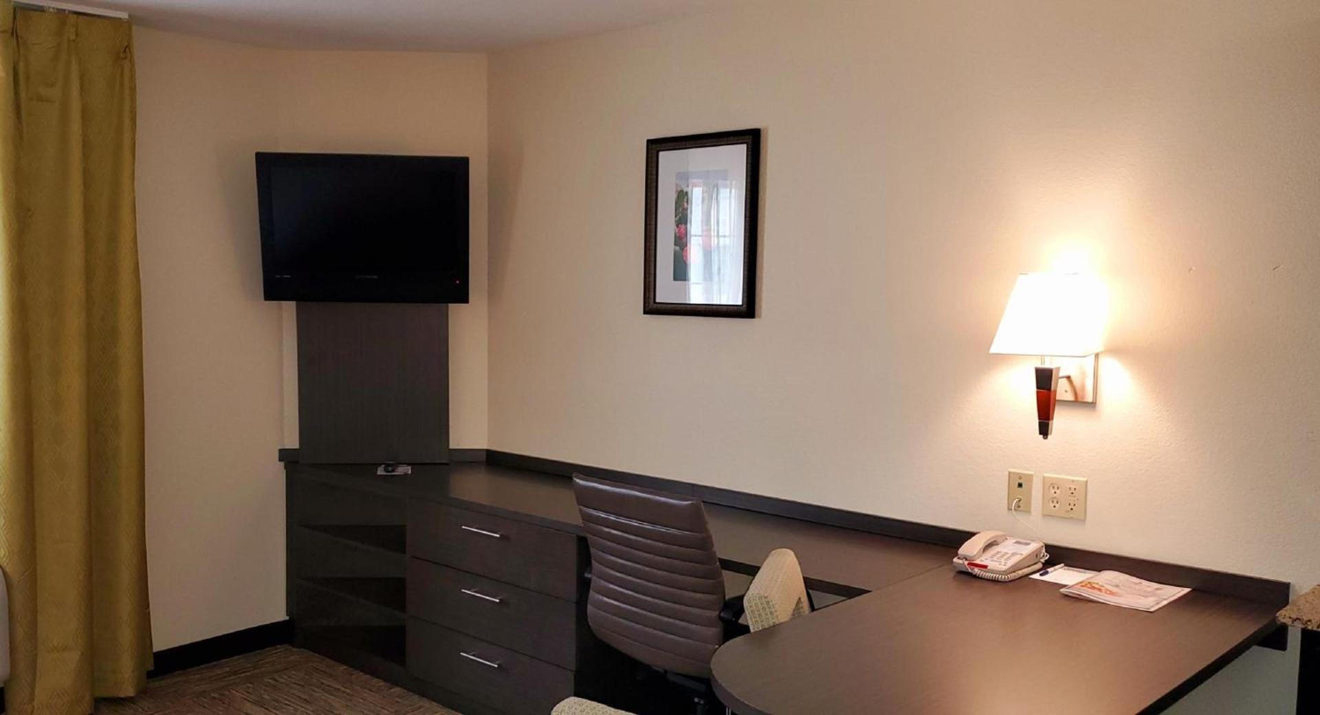 Candlewood Suites Houston Medical Center by IHG photo 37