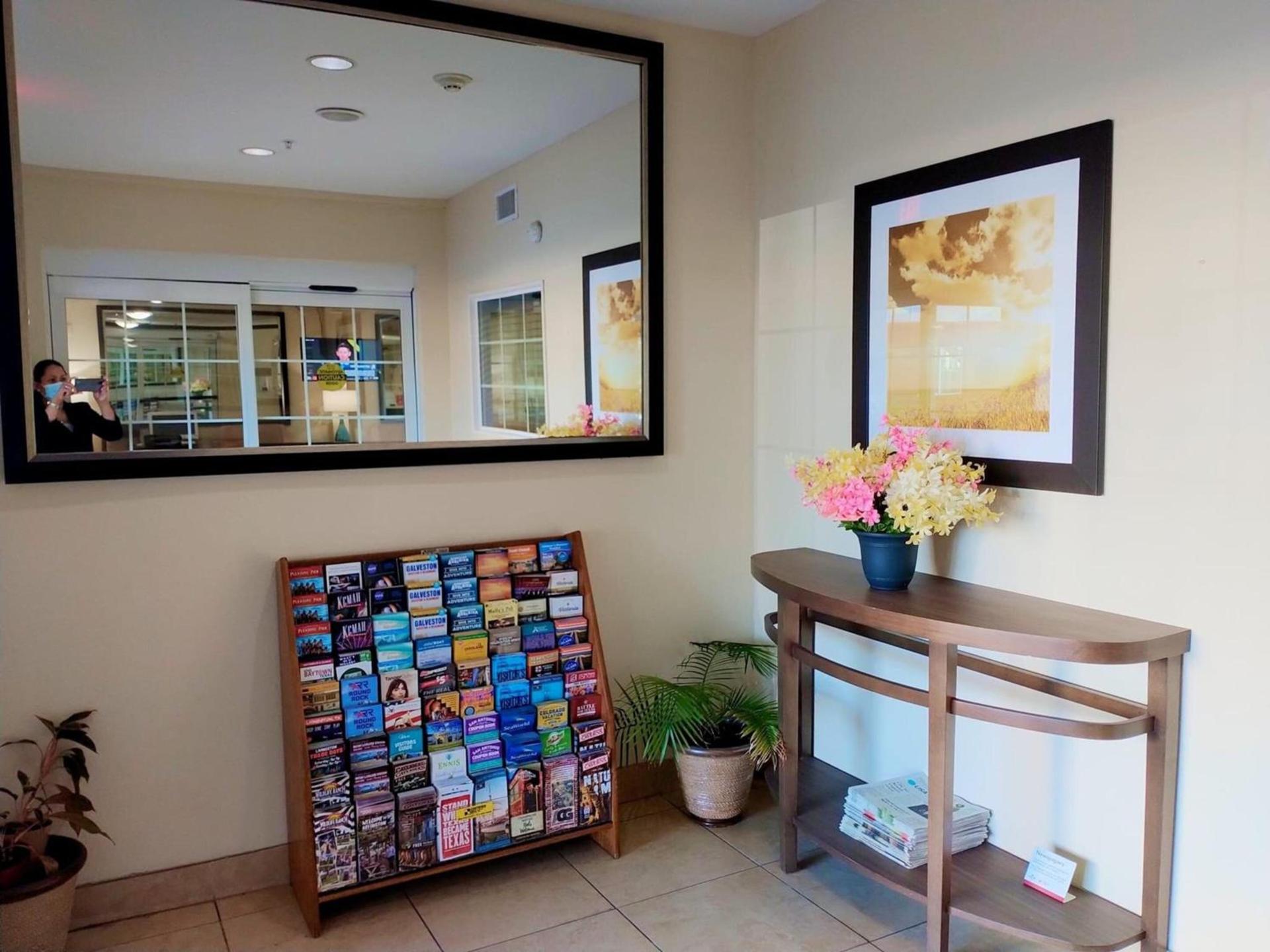 Candlewood Suites Houston Medical Center by IHG photo 41