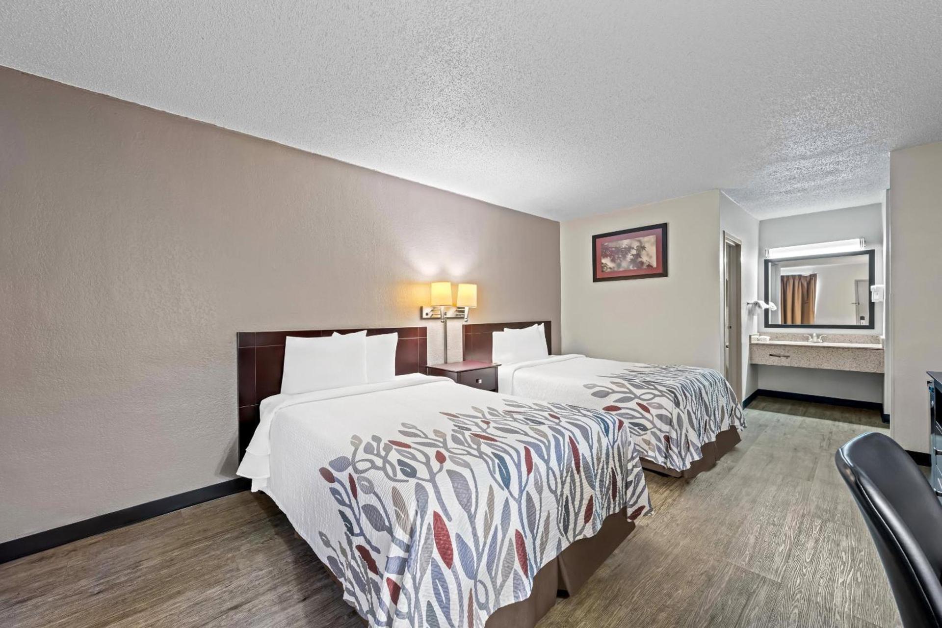 Red Roof Inn Abingdon photo 14