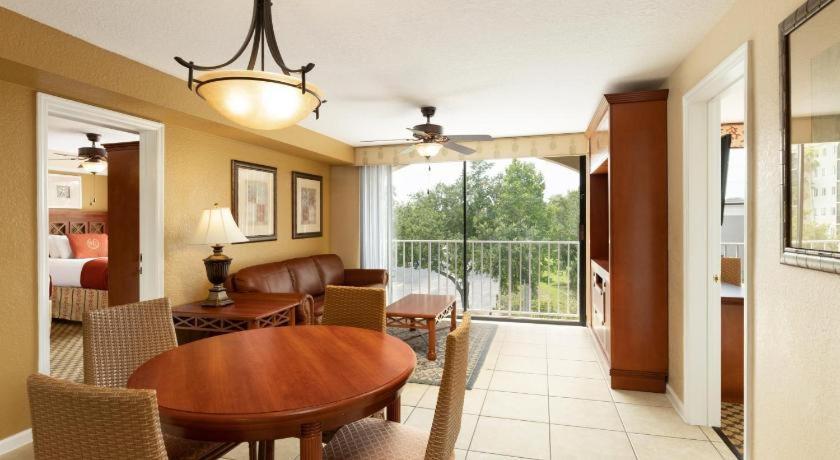 Westgate Towers Hotel photo 21