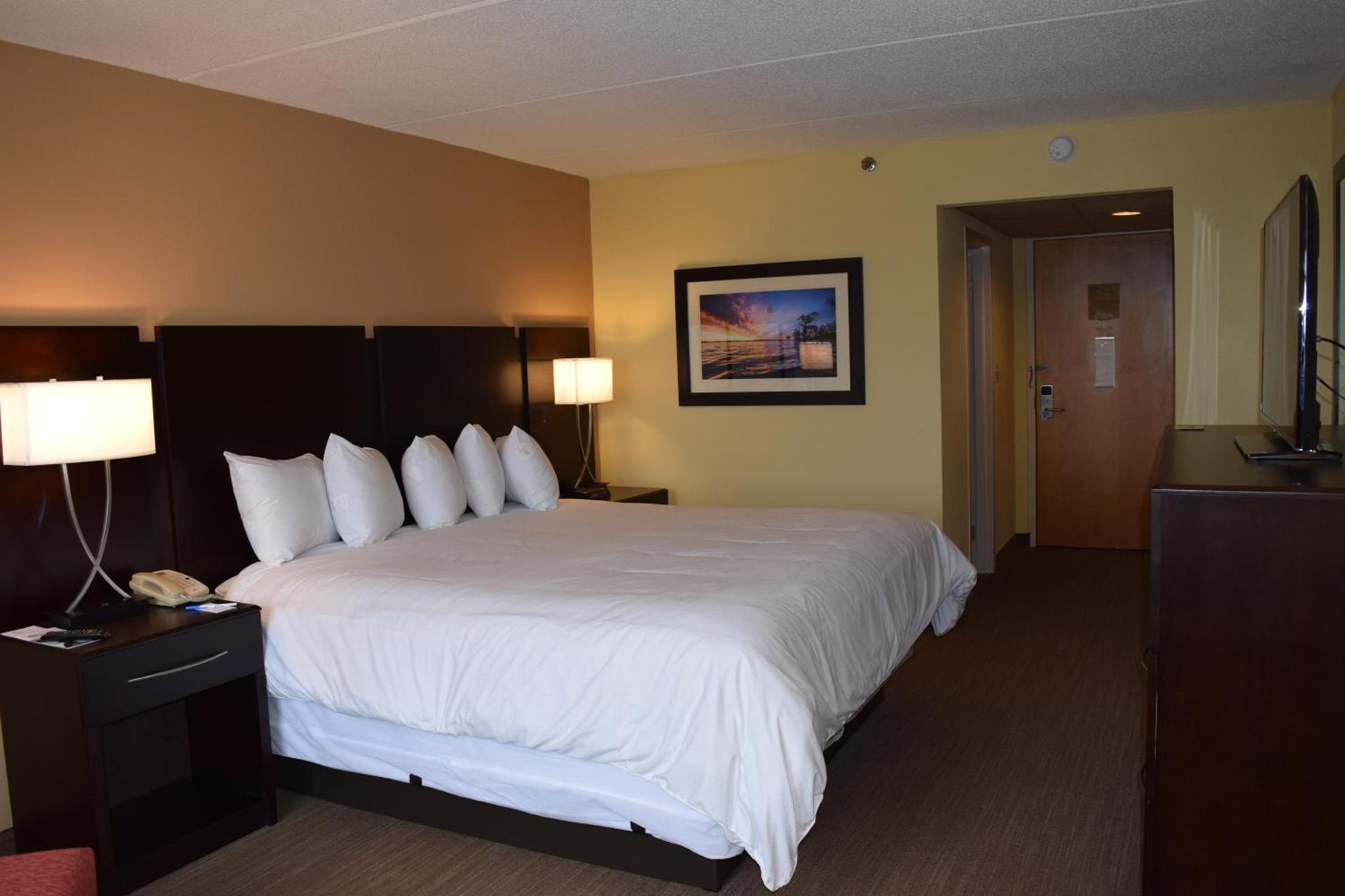 BridgePointe Hotel & Marina photo 14