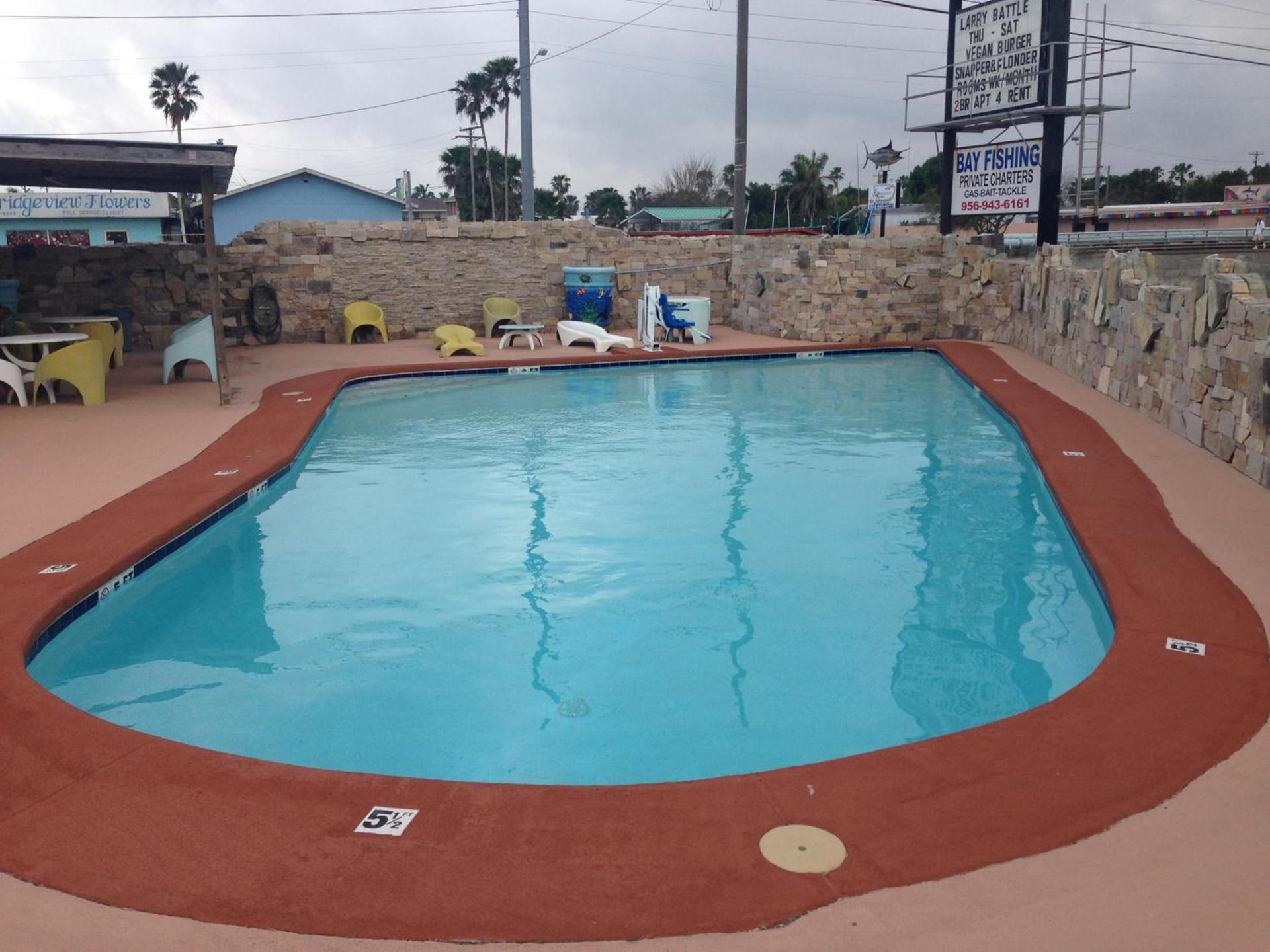 White Sands Inn, Marina, Bar & Grill photo 3