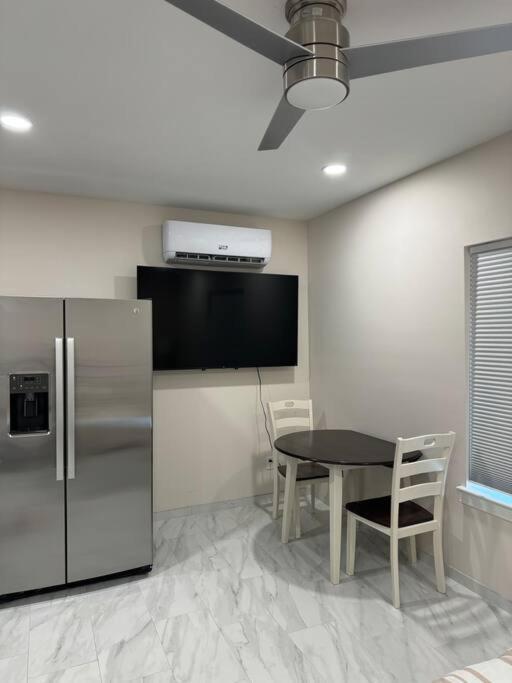 B-Station photo 6