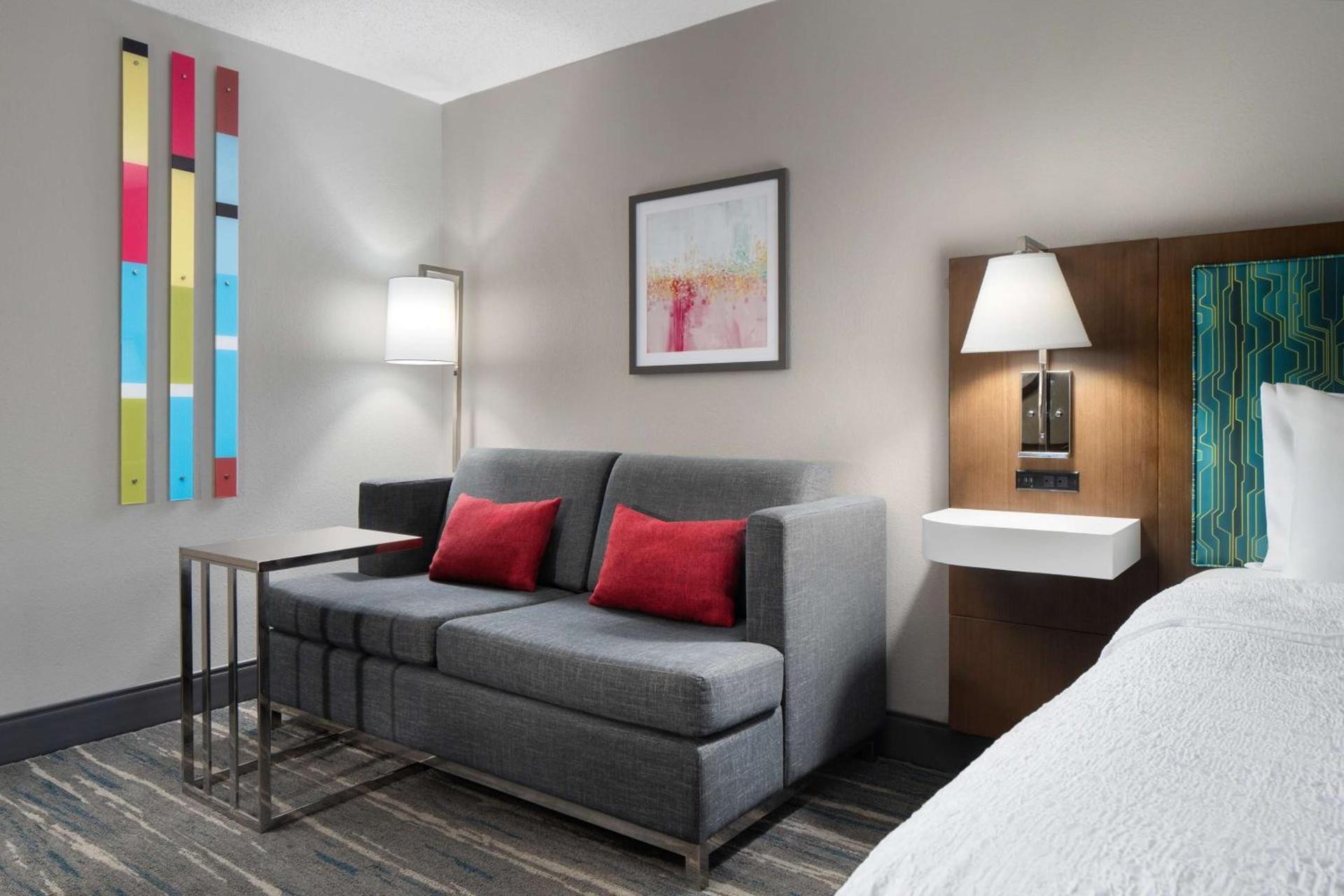 Hampton Inn Roanoke/Hollins - I-81 photo 28