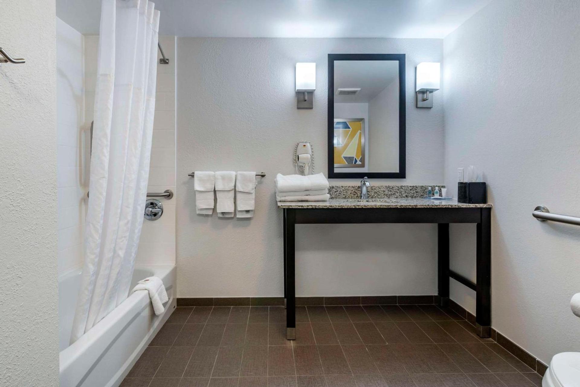 Comfort Inn St Louis Airport photo 17