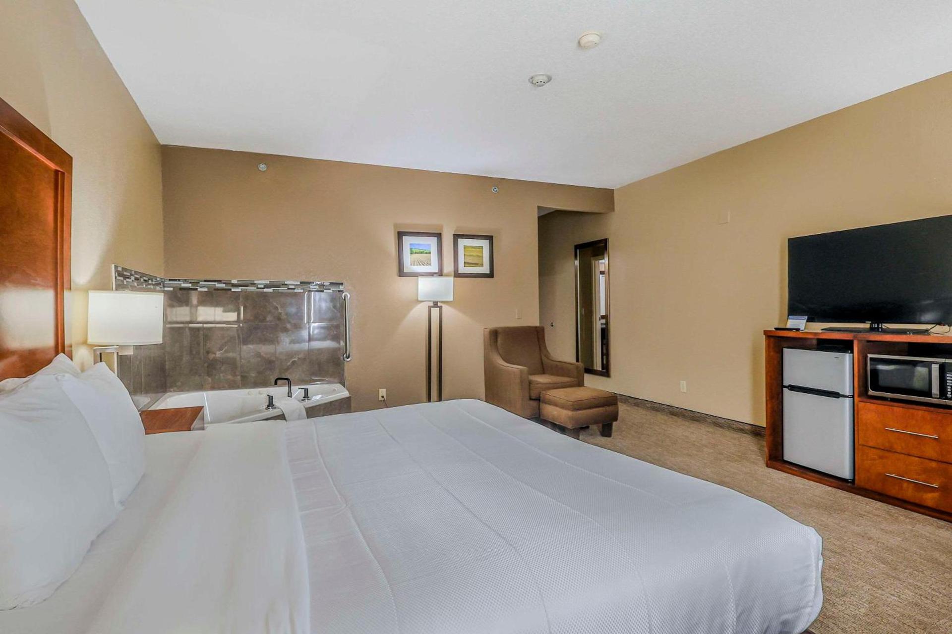 Comfort Inn Ottawa Kansas photo 12