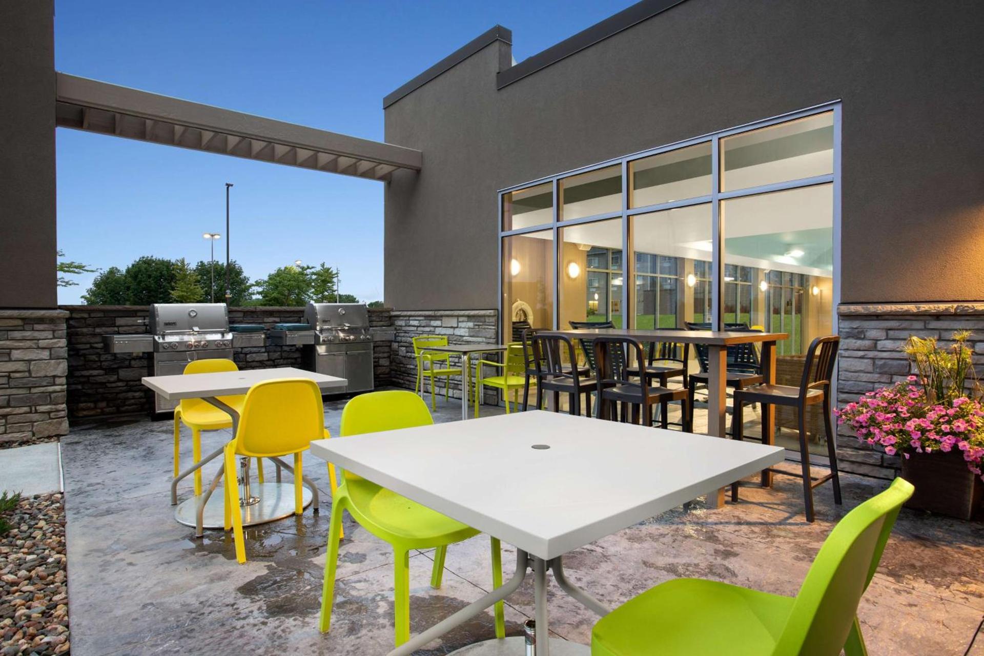 Home2 Suites By Hilton Owatonna photo 2