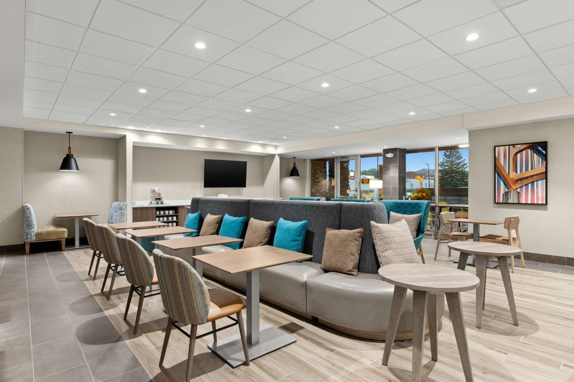 Home2 Suites By Hilton Owatonna photo 6