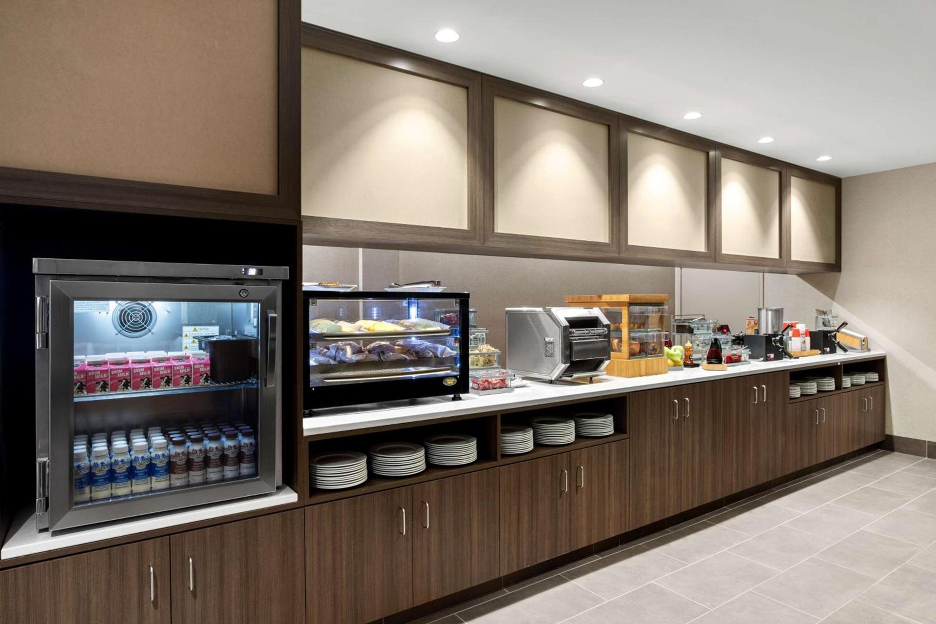 Home2 Suites By Hilton Owatonna photo 8