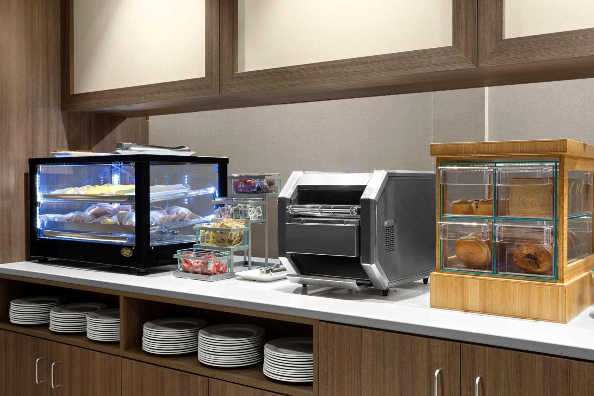 Home2 Suites By Hilton Owatonna photo 10