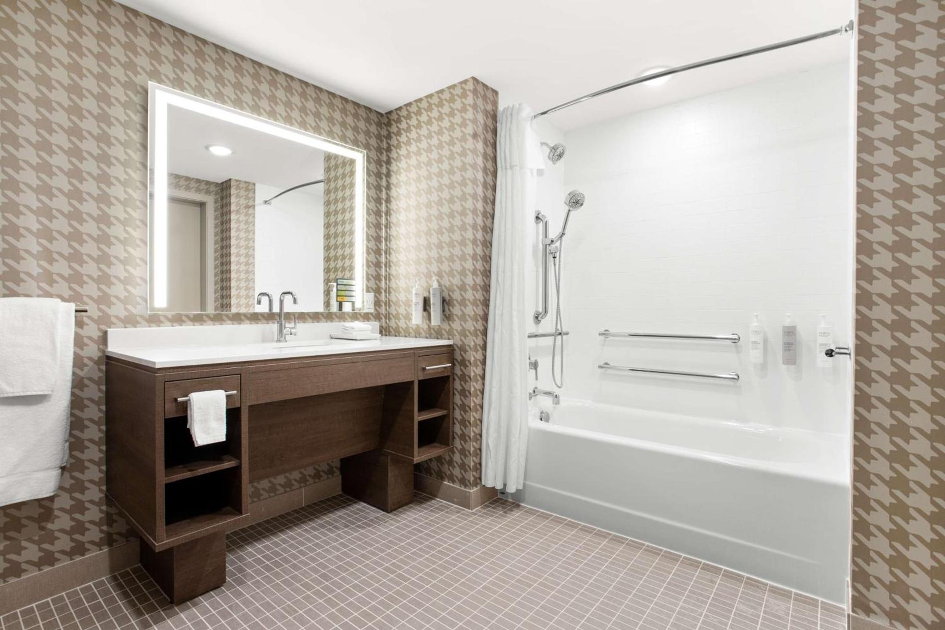 Home2 Suites By Hilton Owatonna photo 17