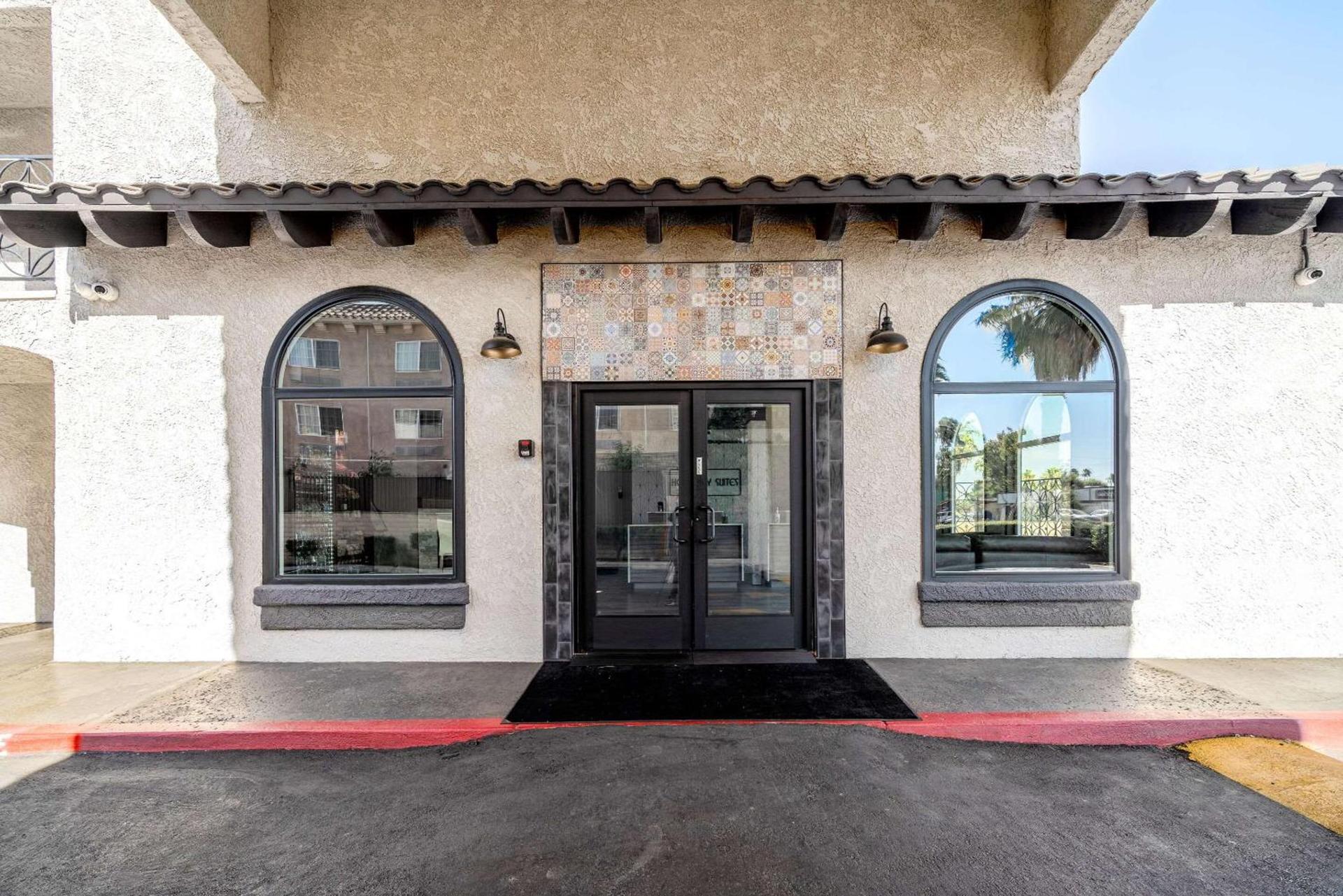 MainStay Suites Moreno Valley Near March Air Reserve Base photo 4