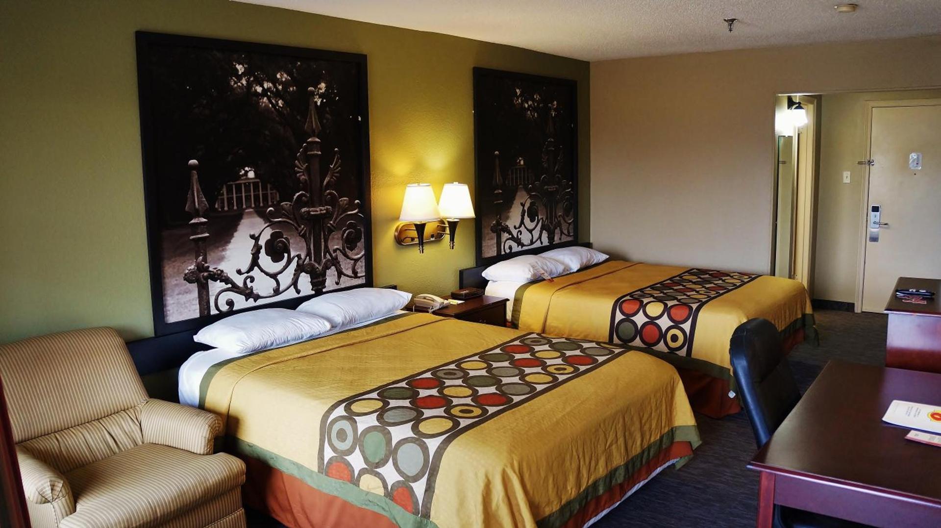 Super 8 by Wyndham New Iberia photo 11