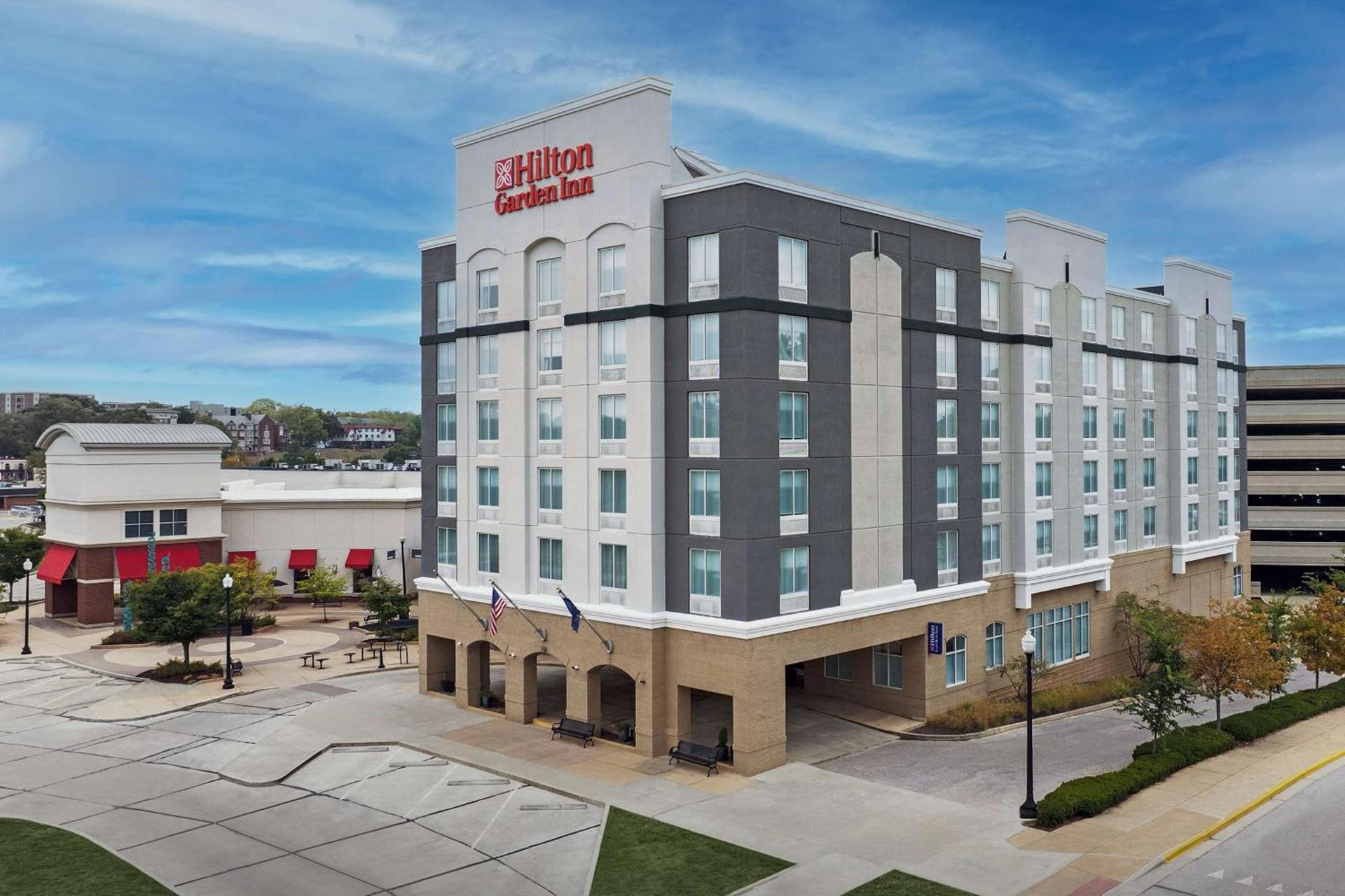 Hilton Garden Inn West Lafayette Wabash Landing photo 1