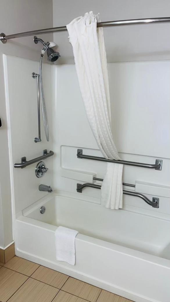 Best Western Paradise Inn photo 23