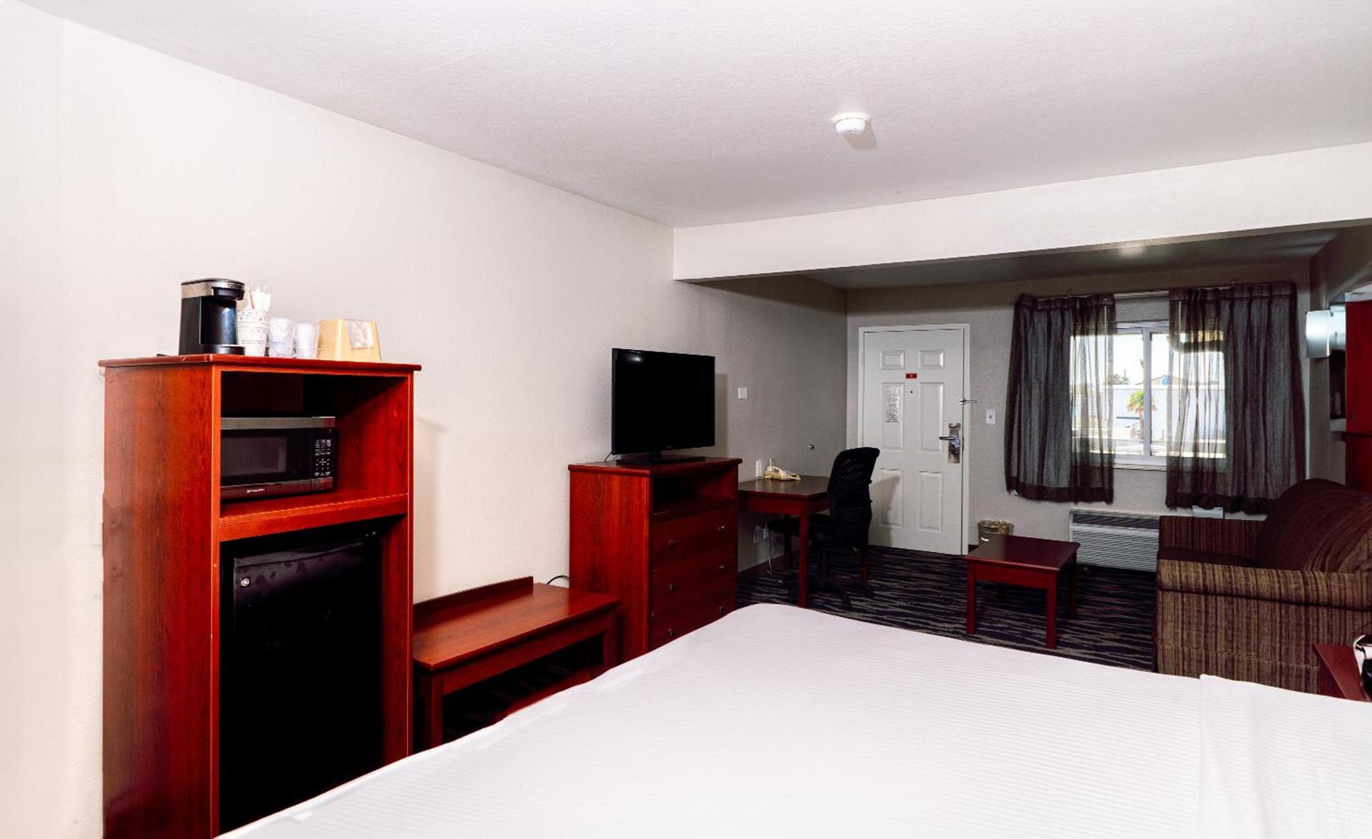 Best Western Paradise Inn photo 25
