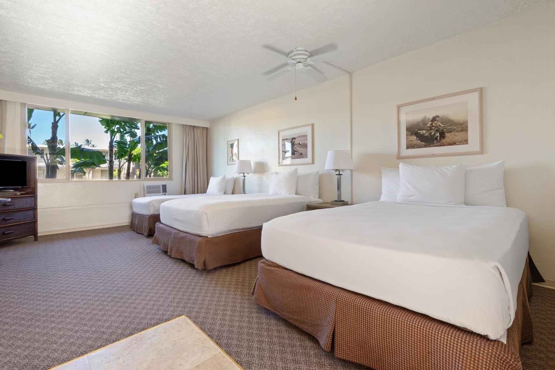 Maui Seaside Hotel photo 26