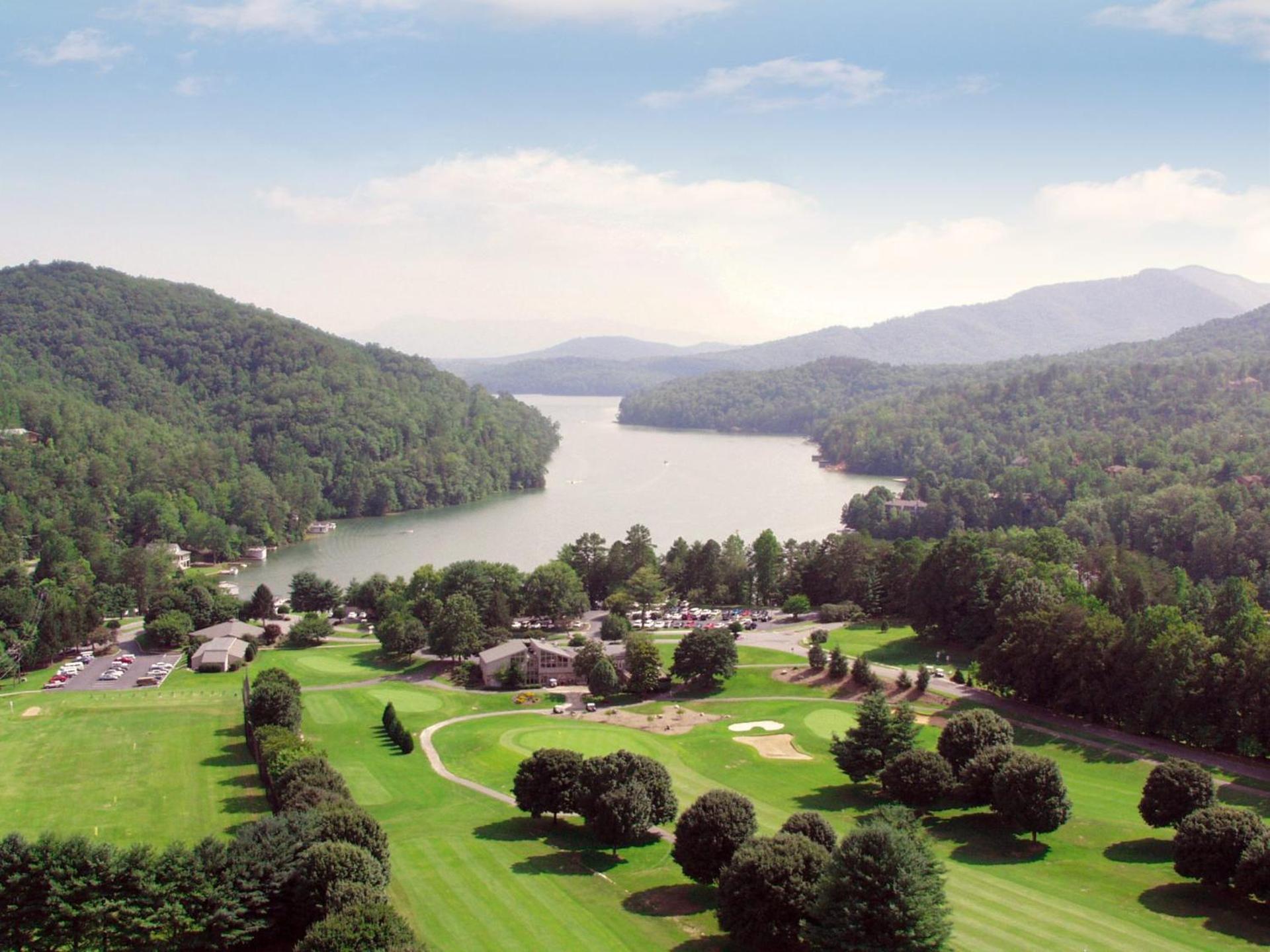 Fox Run at Lake Lure photo 2