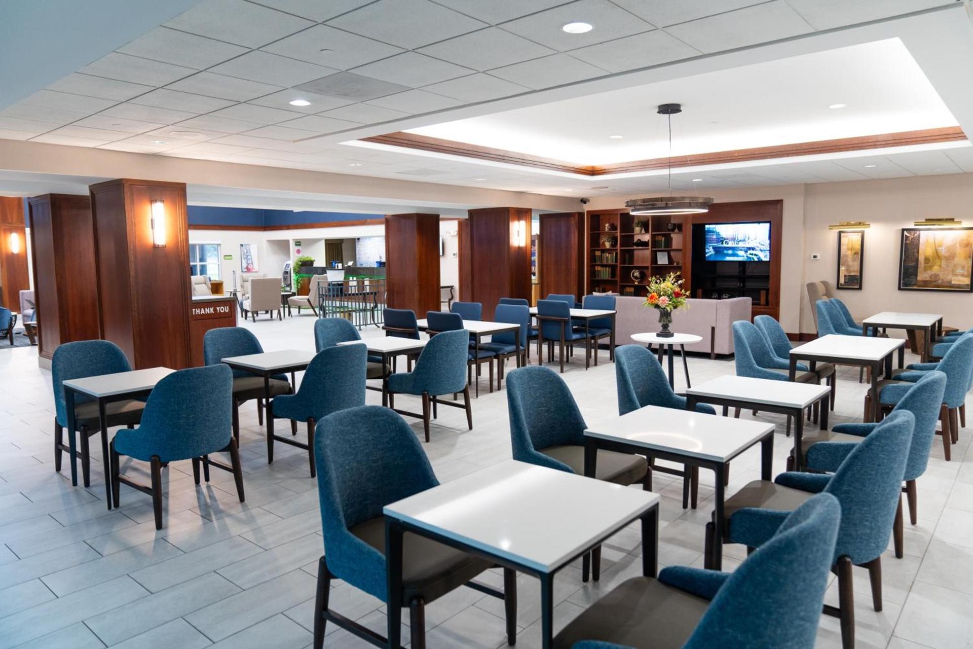 La Quinta by Wyndham Bannockburn-Deerfield photo 14