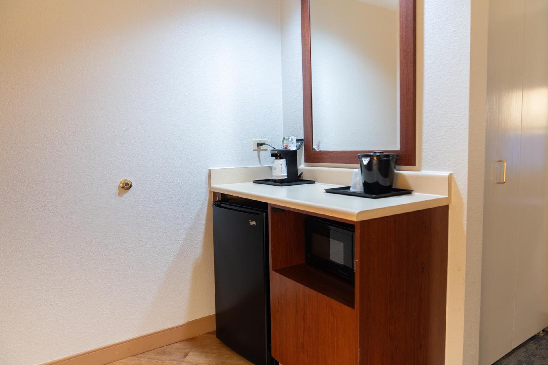 La Quinta by Wyndham Bannockburn-Deerfield photo 19