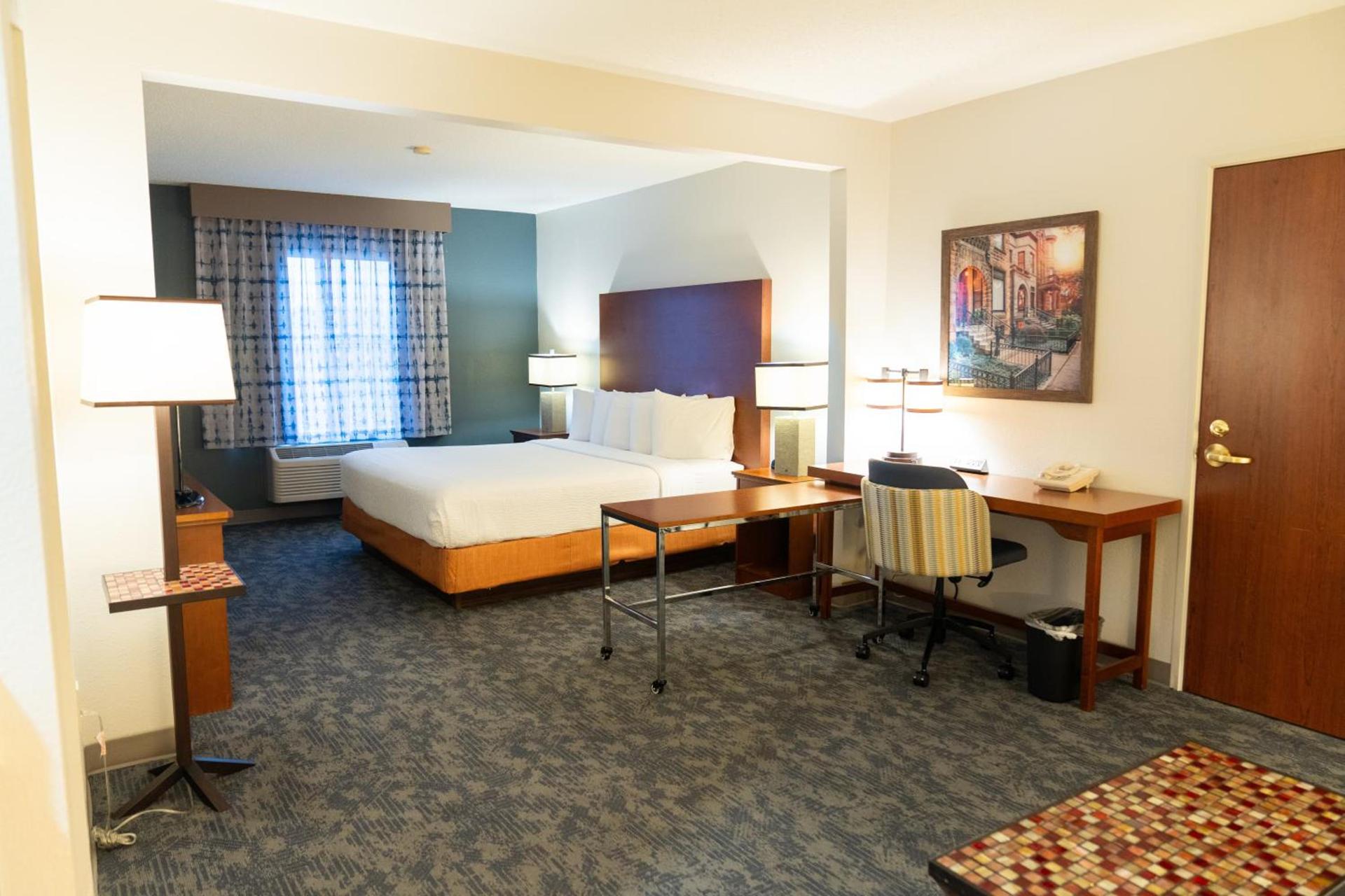 La Quinta by Wyndham Bannockburn-Deerfield photo 16