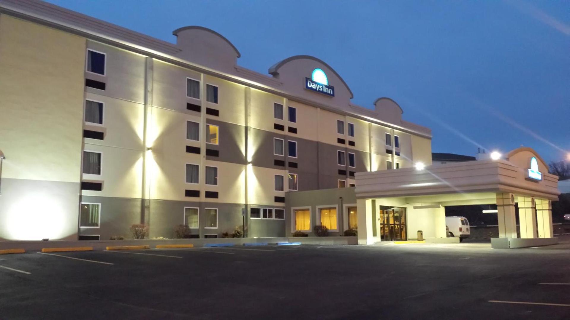 Days Inn by Wyndham Wilkes Barre photo 22