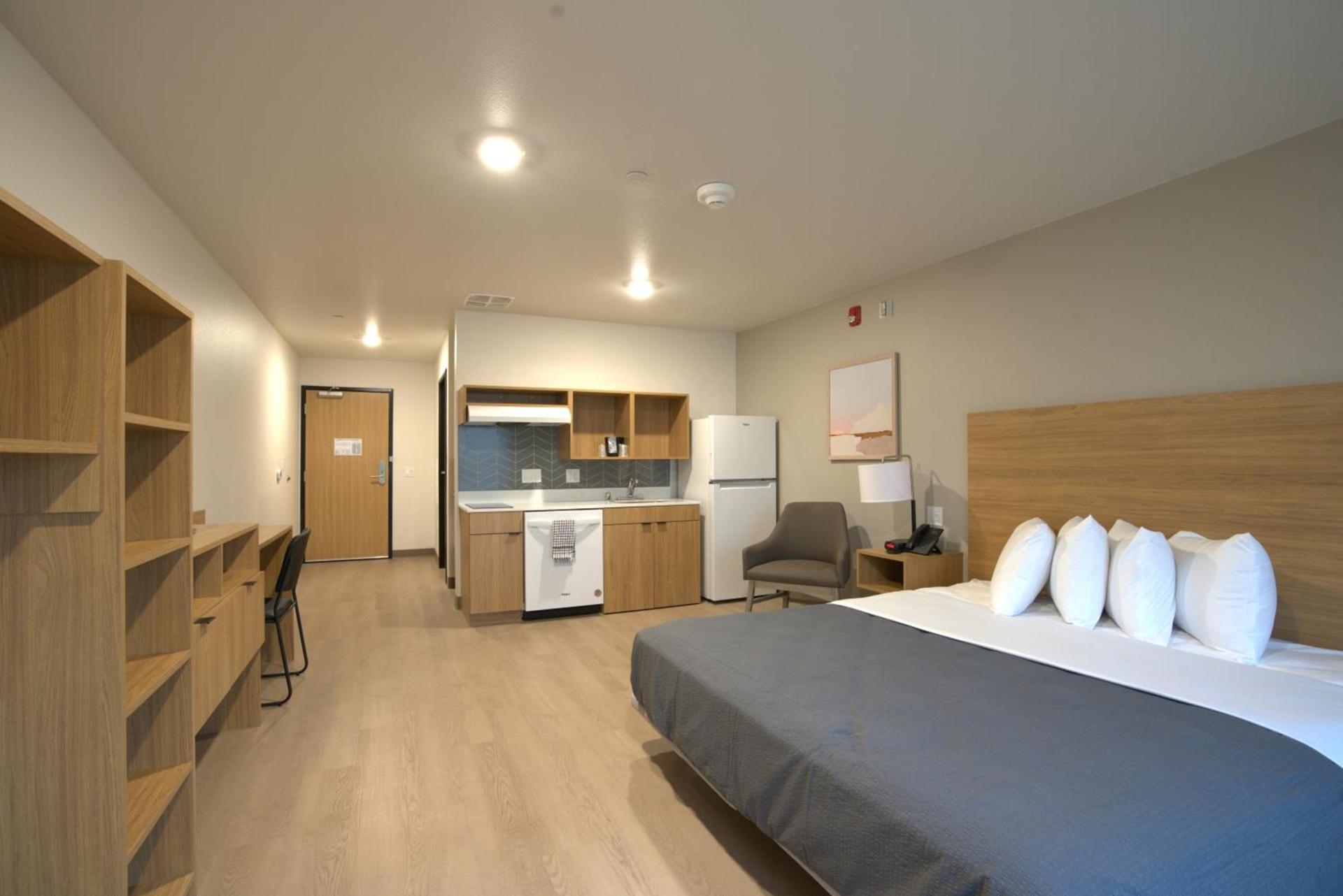 LivAway Suites Tri-Cities-Richland photo 9
